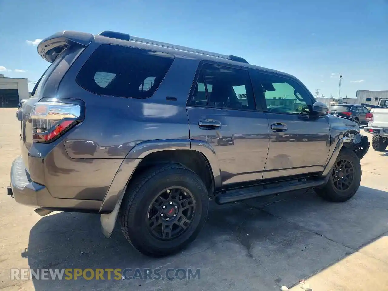 3 Photograph of a damaged car JTEEU5JR3M5248946 TOYOTA 4RUNNER 2021