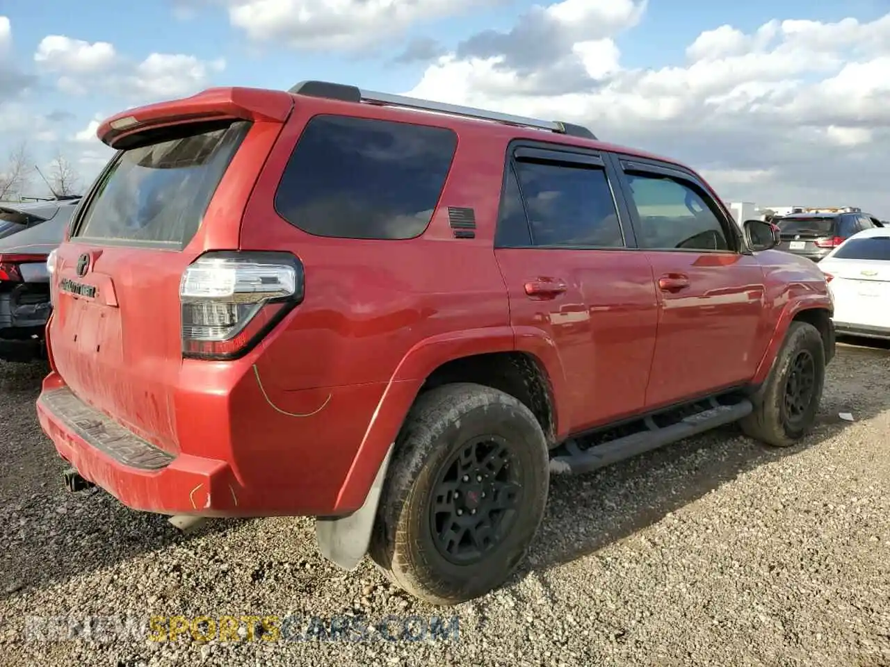 3 Photograph of a damaged car JTEEU5JR3M5250034 TOYOTA 4RUNNER 2021