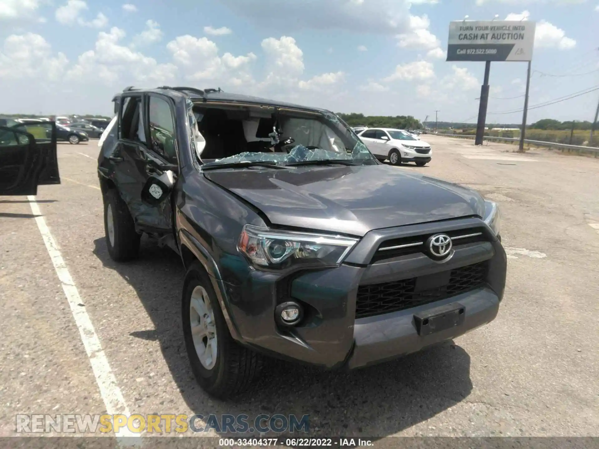 1 Photograph of a damaged car JTEEU5JR4M5230309 TOYOTA 4RUNNER 2021