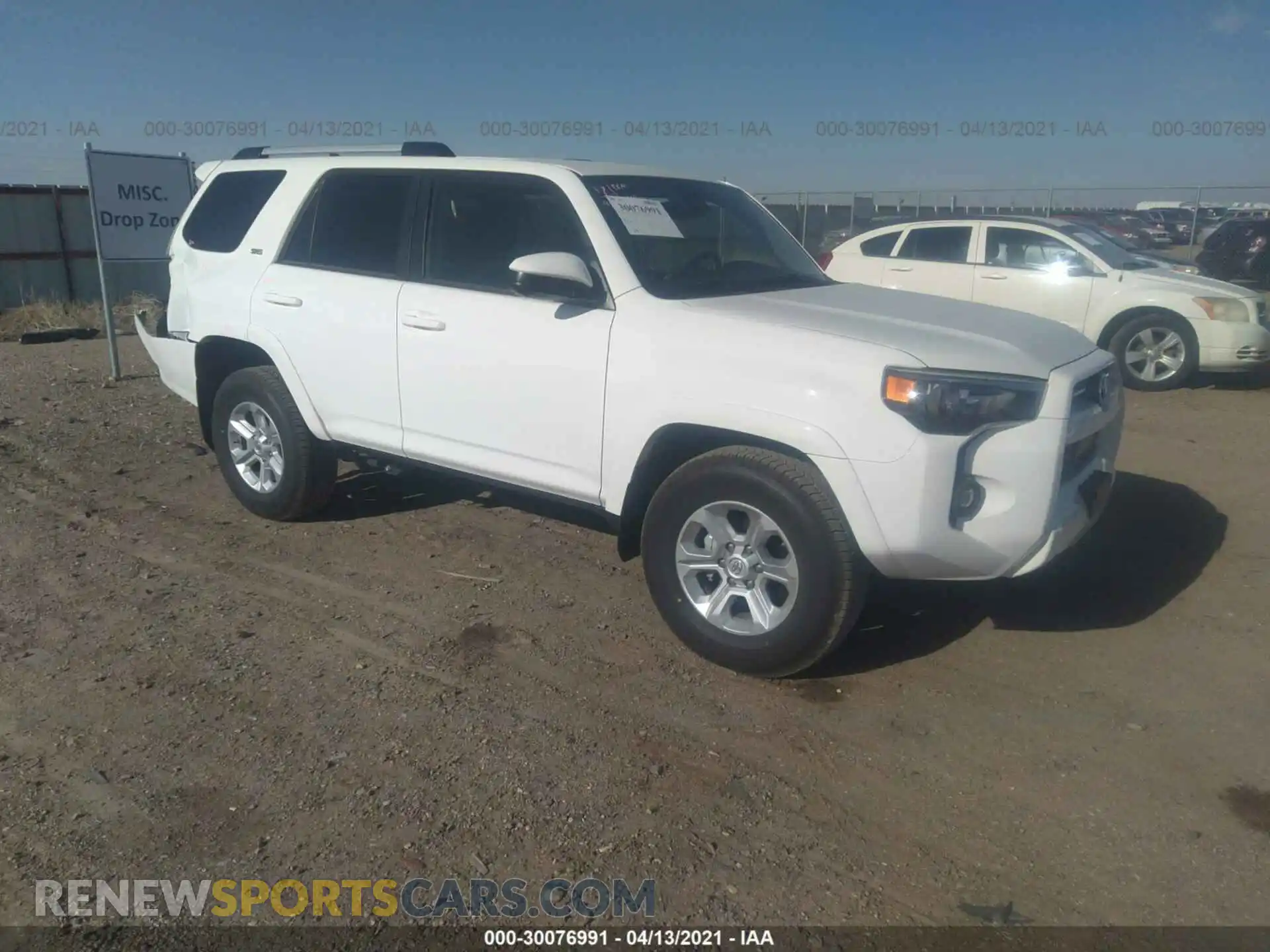 1 Фотография поврежденного автомобиля JTEEU5JR4M5238202 TOYOTA 4RUNNER 2021