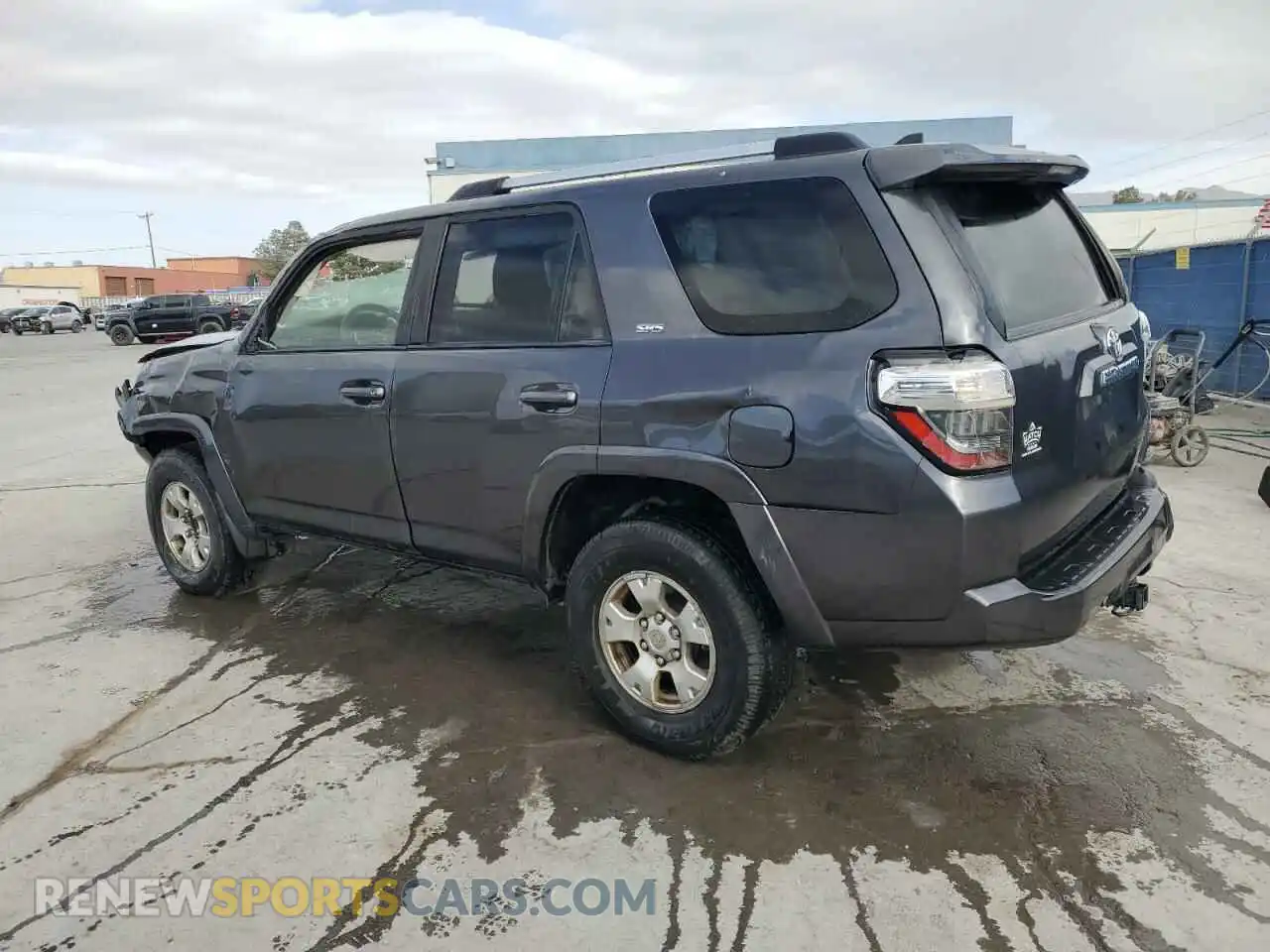 2 Photograph of a damaged car JTEEU5JR5M5229847 TOYOTA 4RUNNER 2021