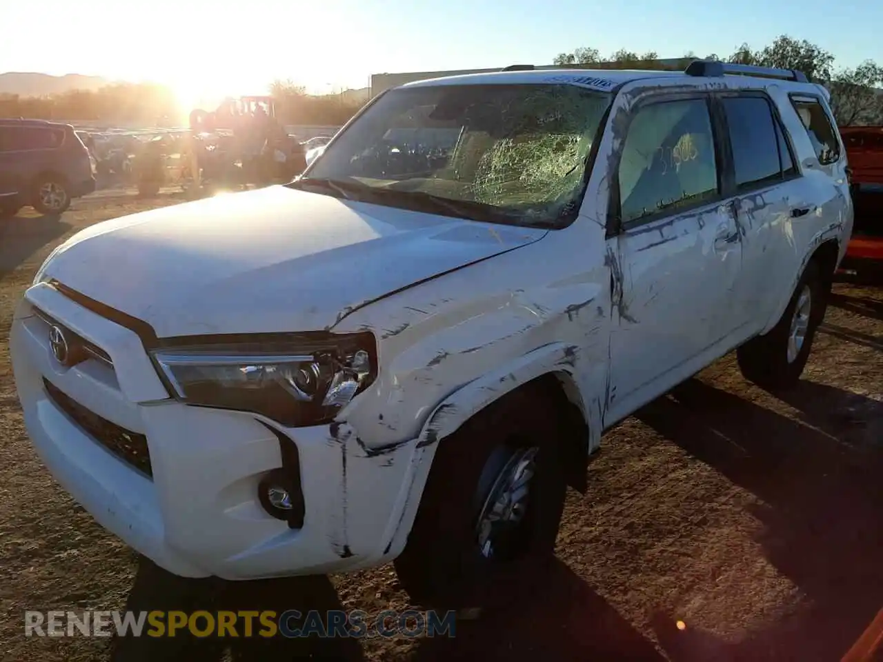 2 Photograph of a damaged car JTEEU5JR5M5230478 TOYOTA 4RUNNER 2021