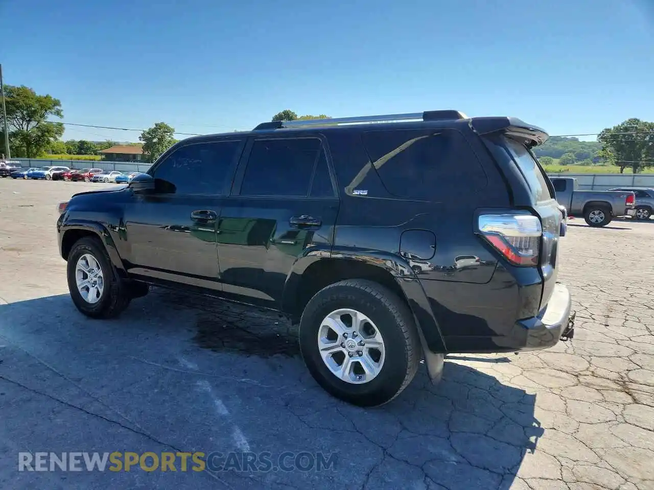 2 Photograph of a damaged car JTEEU5JR5M5238659 TOYOTA 4RUNNER 2021