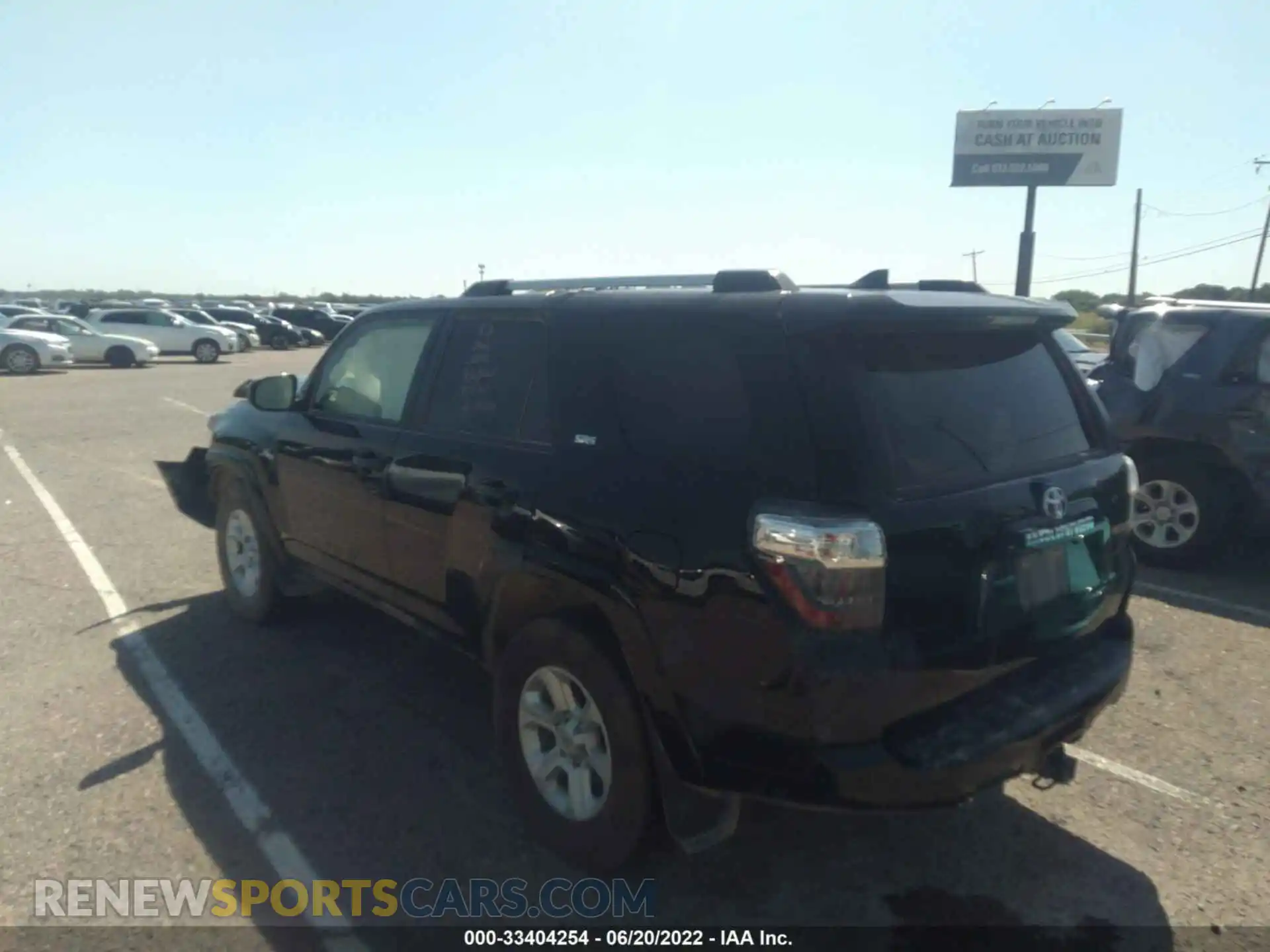 3 Photograph of a damaged car JTEEU5JR7M5230255 TOYOTA 4RUNNER 2021