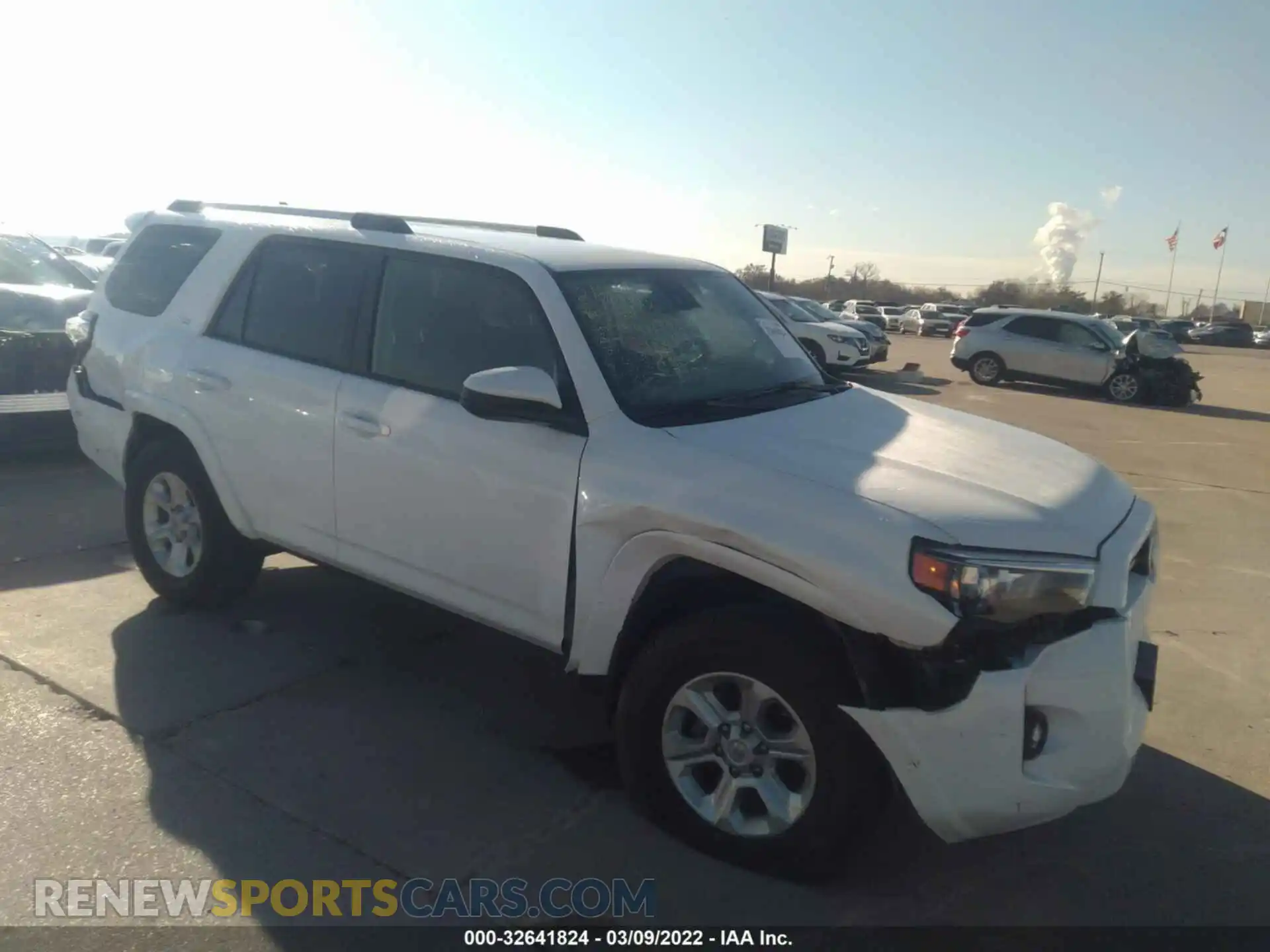 1 Photograph of a damaged car JTEEU5JR7M5240221 TOYOTA 4RUNNER 2021