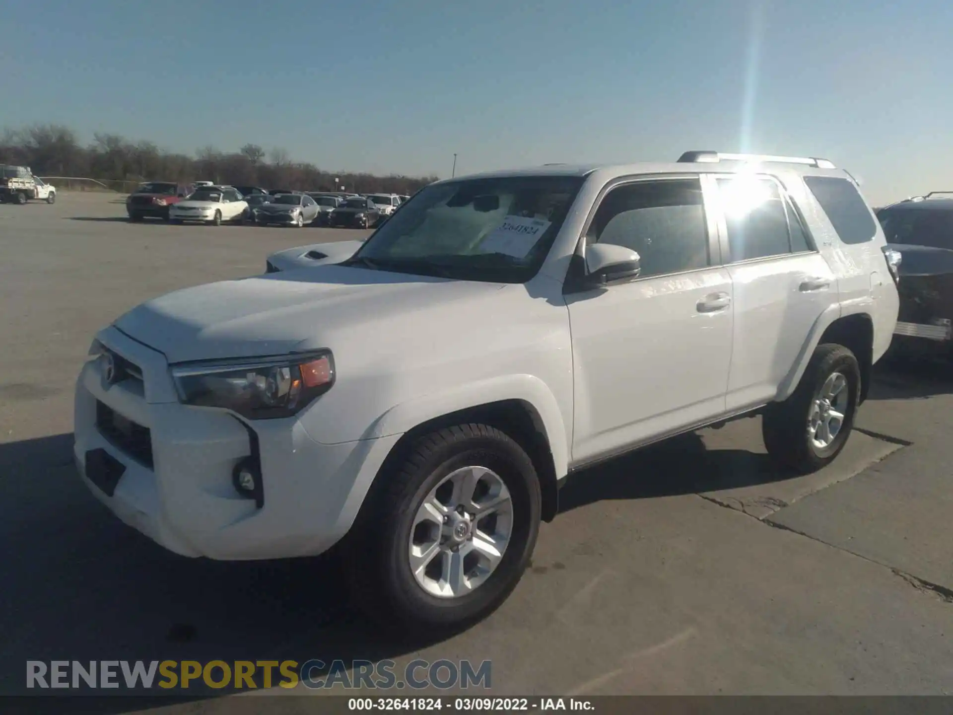 2 Photograph of a damaged car JTEEU5JR7M5240221 TOYOTA 4RUNNER 2021