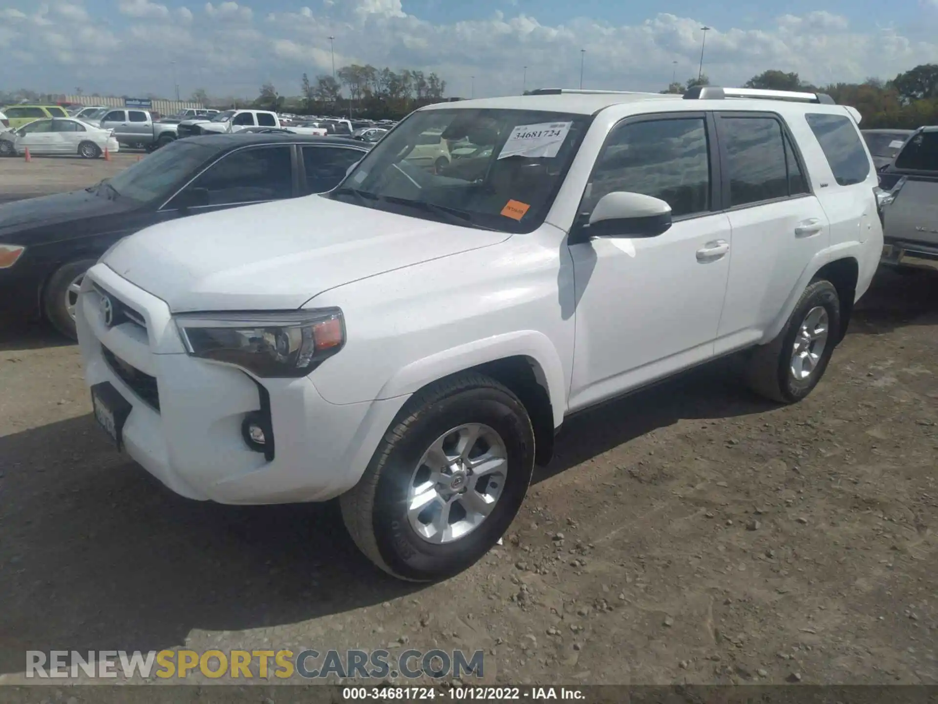 2 Photograph of a damaged car JTEEU5JR7M5249209 TOYOTA 4RUNNER 2021