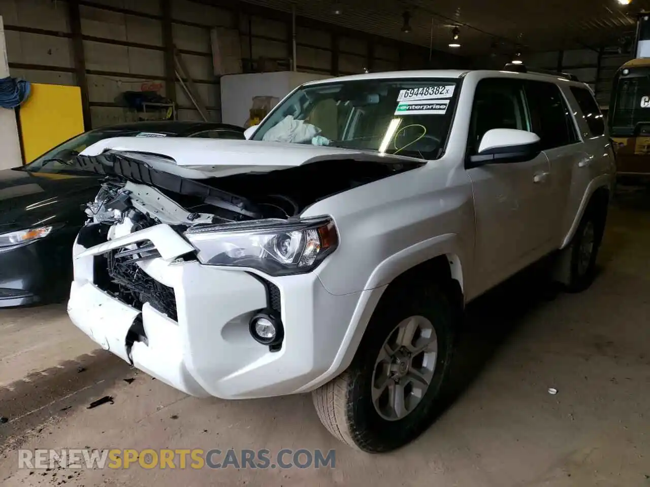 1 Photograph of a damaged car JTEEU5JR8M5234704 TOYOTA 4RUNNER 2021
