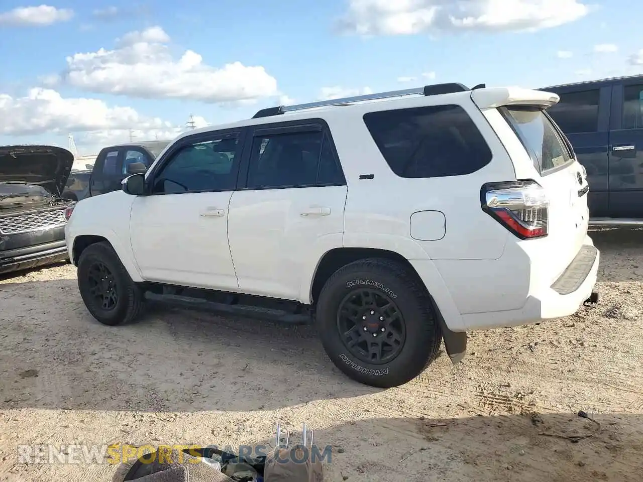 2 Фотография поврежденного автомобиля JTEEU5JR8M5245573 TOYOTA 4RUNNER 2021
