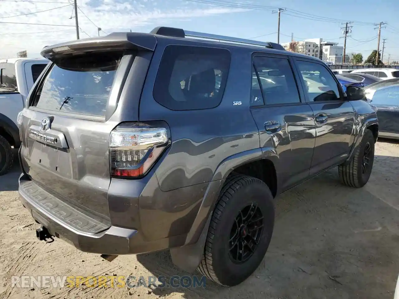 3 Photograph of a damaged car JTEEU5JR9M5229009 TOYOTA 4RUNNER 2021