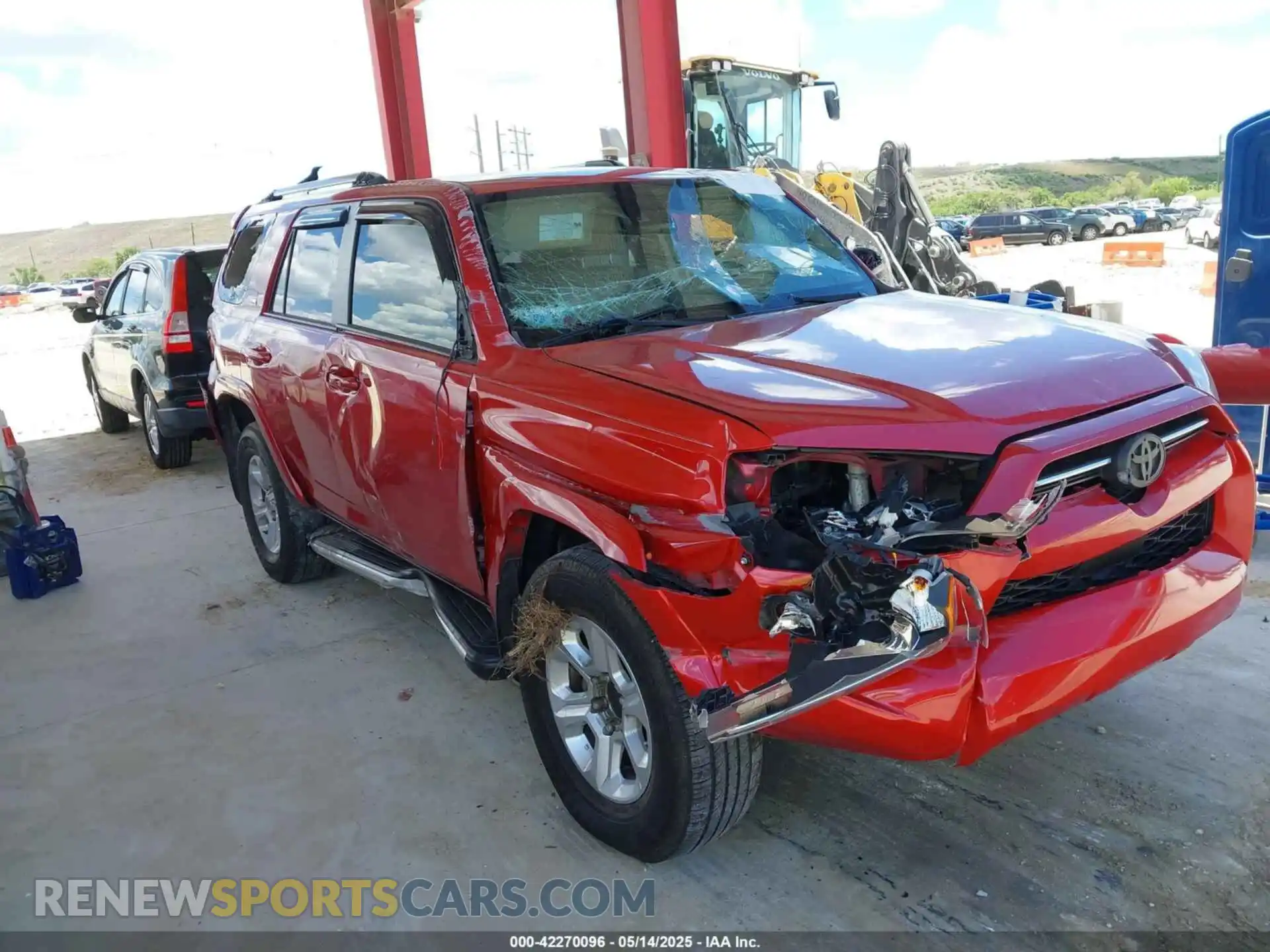 1 Photograph of a damaged car JTEEU5JR9M5232380 TOYOTA 4RUNNER 2021