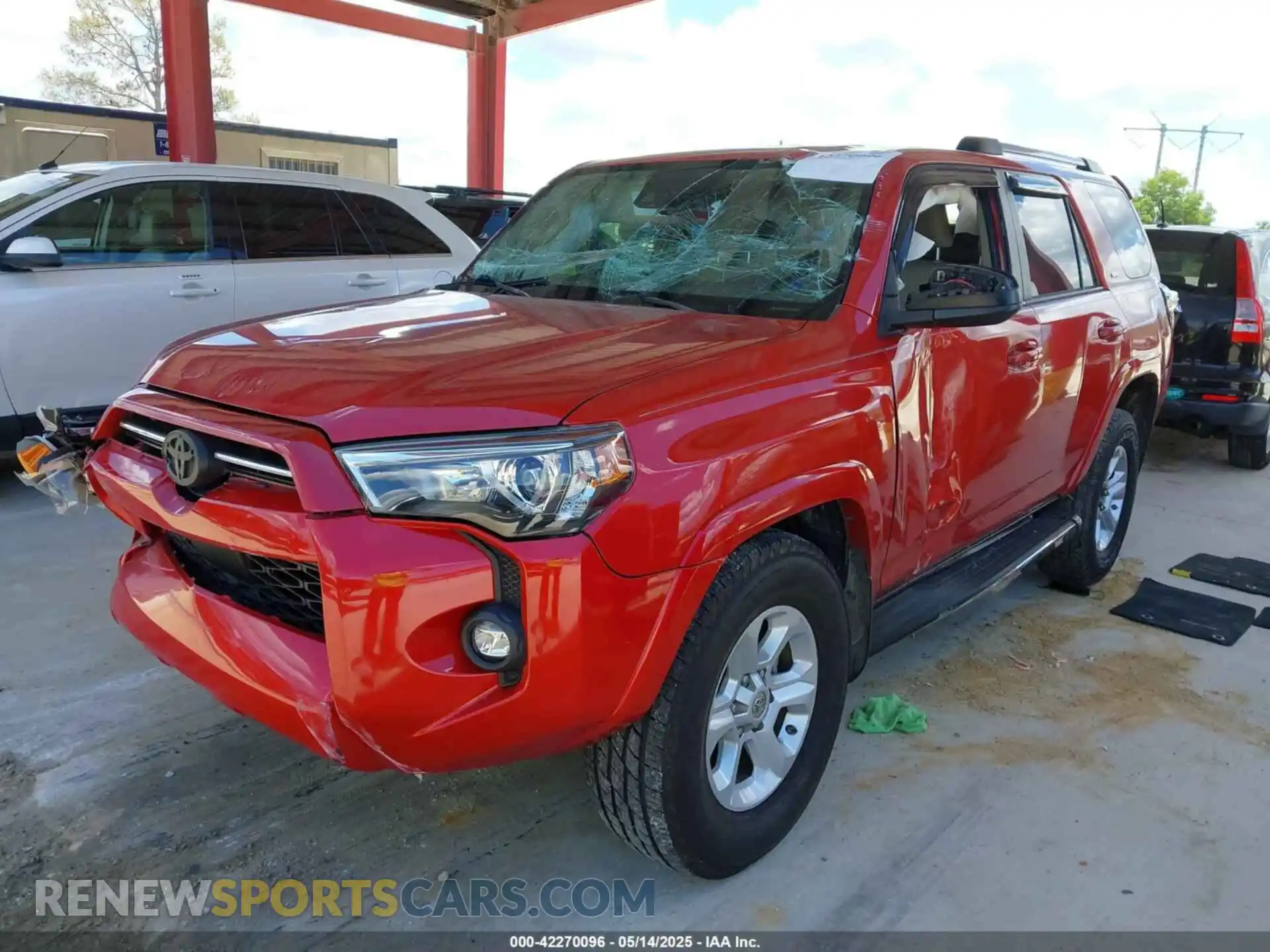 2 Photograph of a damaged car JTEEU5JR9M5232380 TOYOTA 4RUNNER 2021
