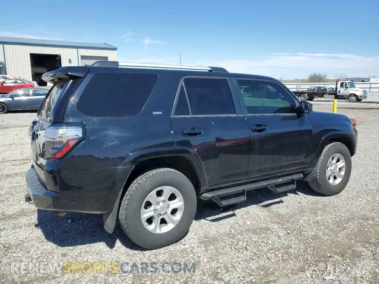 3 Photograph of a damaged car JTEEU5JR9M5233450 TOYOTA 4RUNNER 2021
