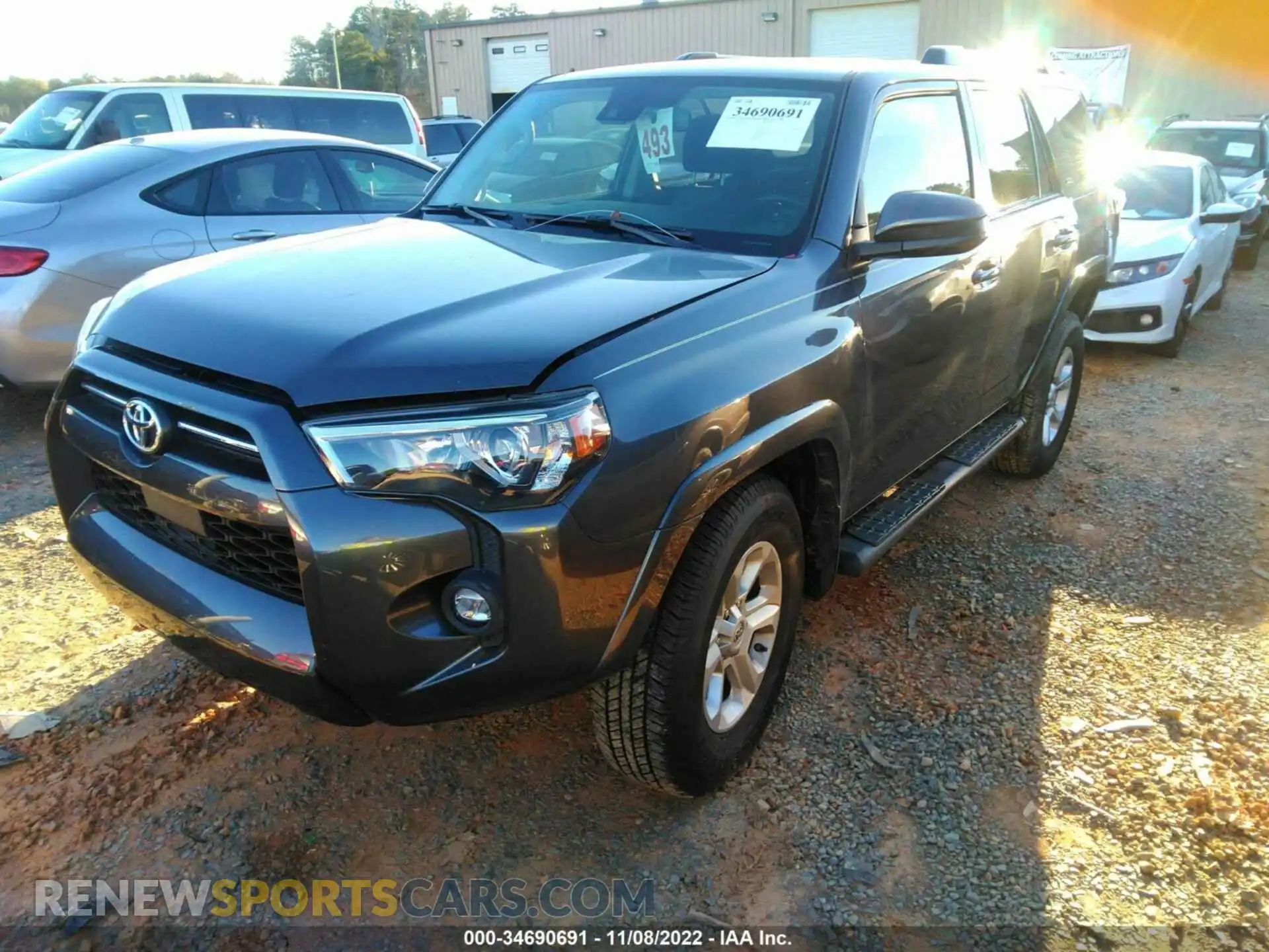 2 Photograph of a damaged car JTEEU5JRXM5237975 TOYOTA 4RUNNER 2021