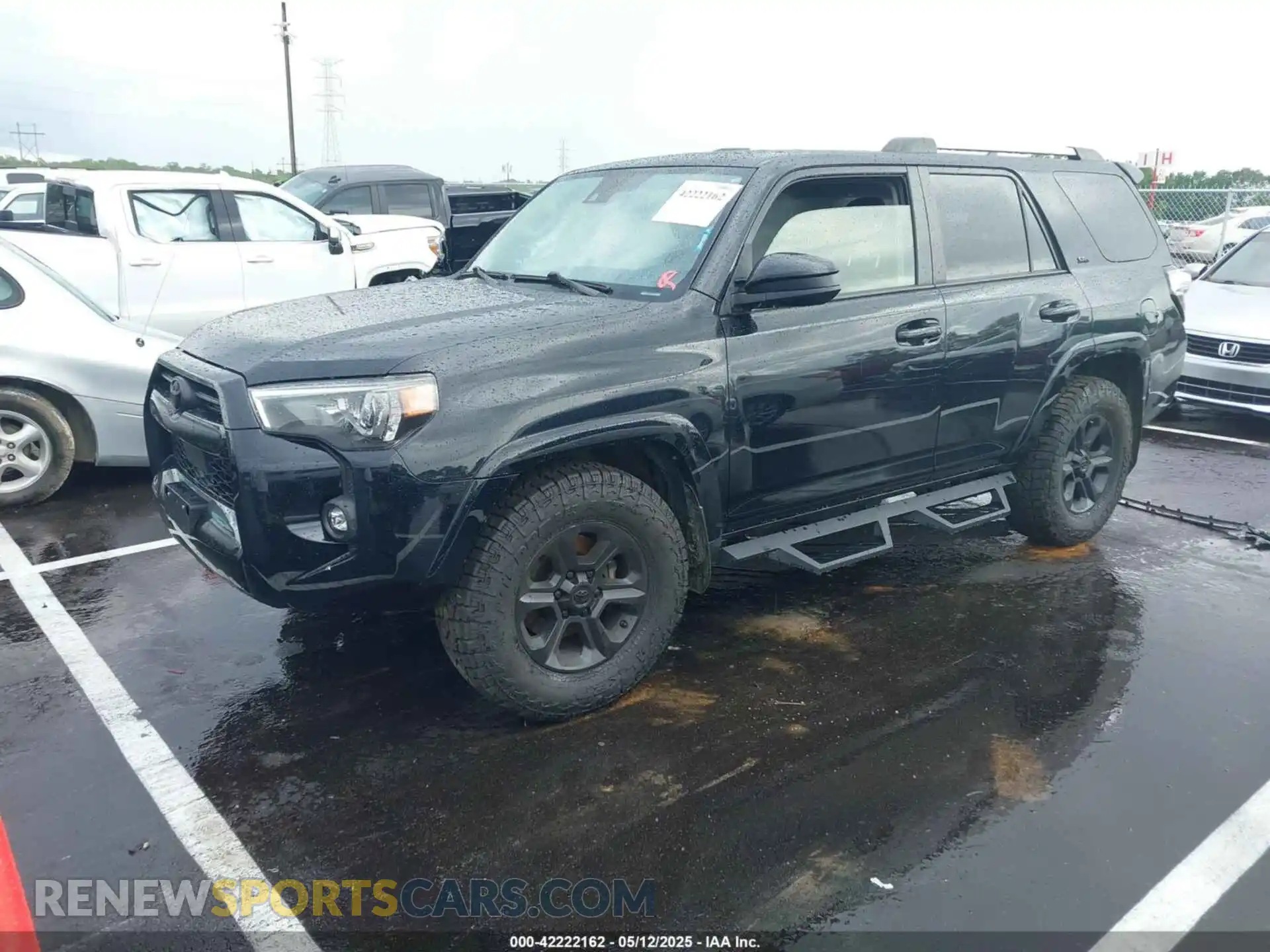 2 Photograph of a damaged car JTEEU5JRXM5239905 TOYOTA 4RUNNER 2021
