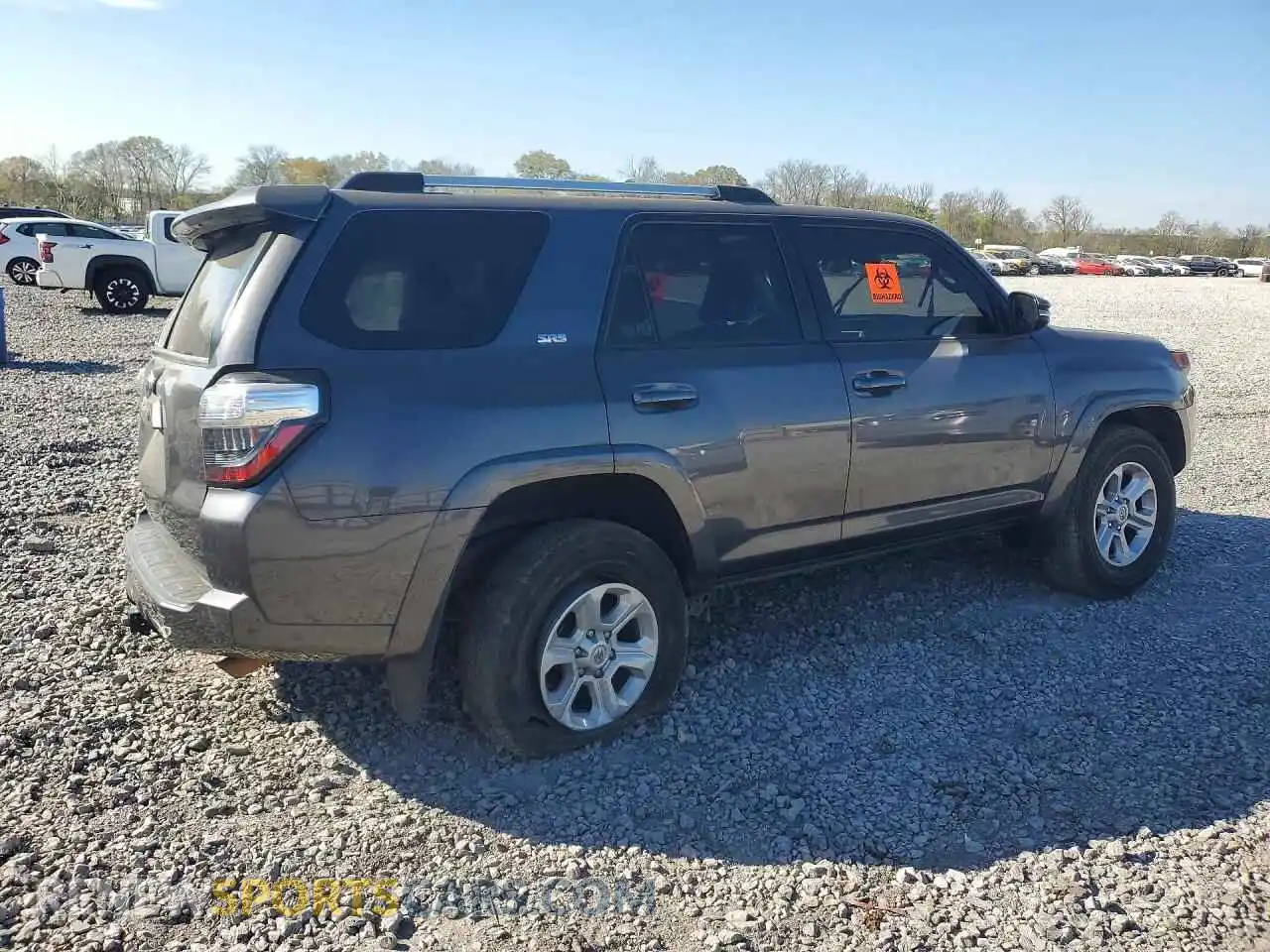 3 fotografías del automóvil dañado JTEFU5JR6M5245902 TOYOTA 4RUNNER 2021