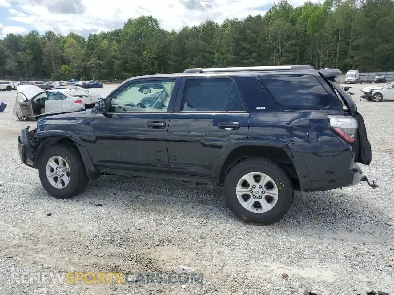 2 Photograph of a damaged car JTEFU5JR8M5241818 TOYOTA 4RUNNER 2021