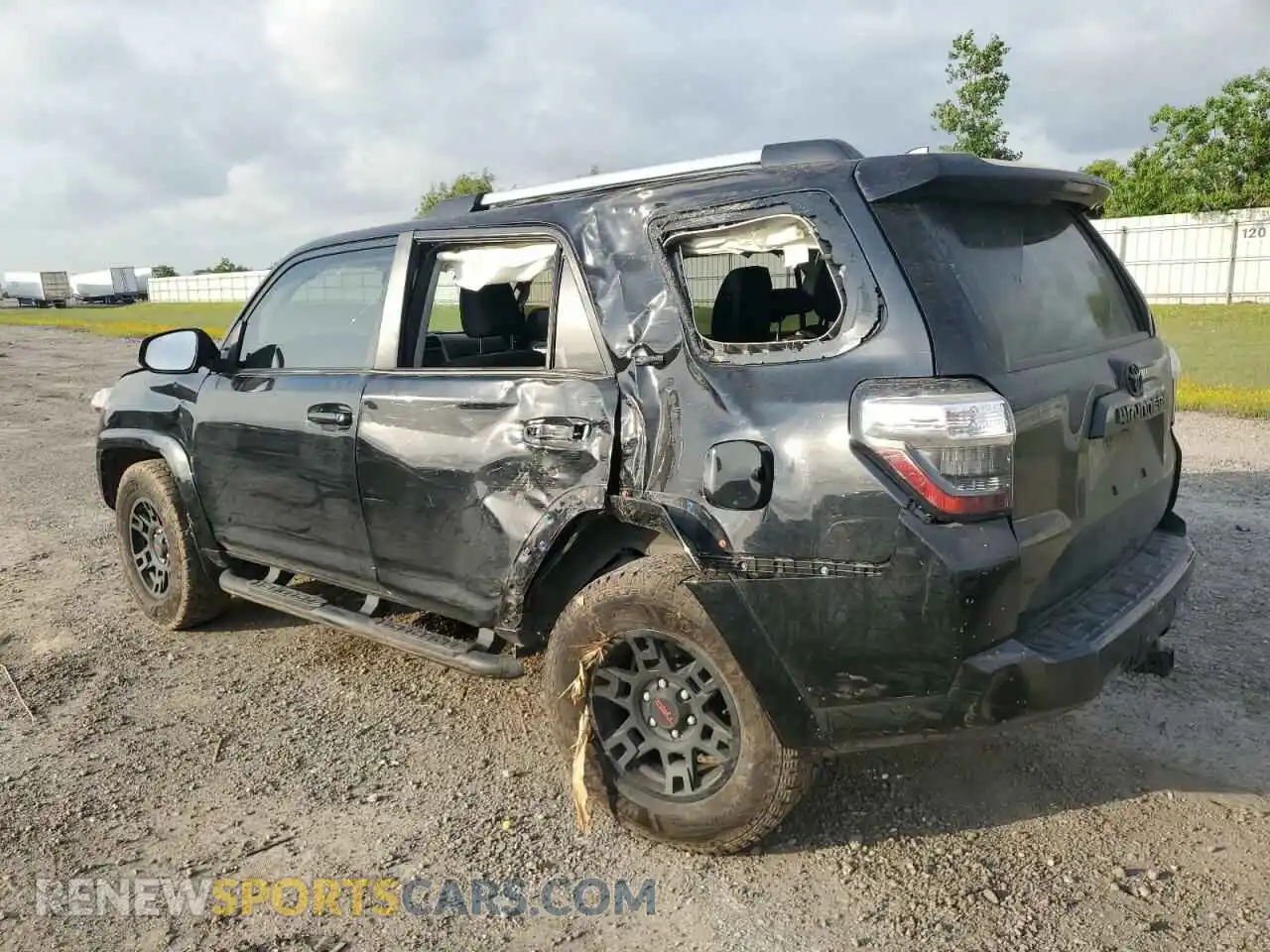 2 Фотография поврежденного автомобиля JTEFU5JR9M5242217 TOYOTA 4RUNNER 2021