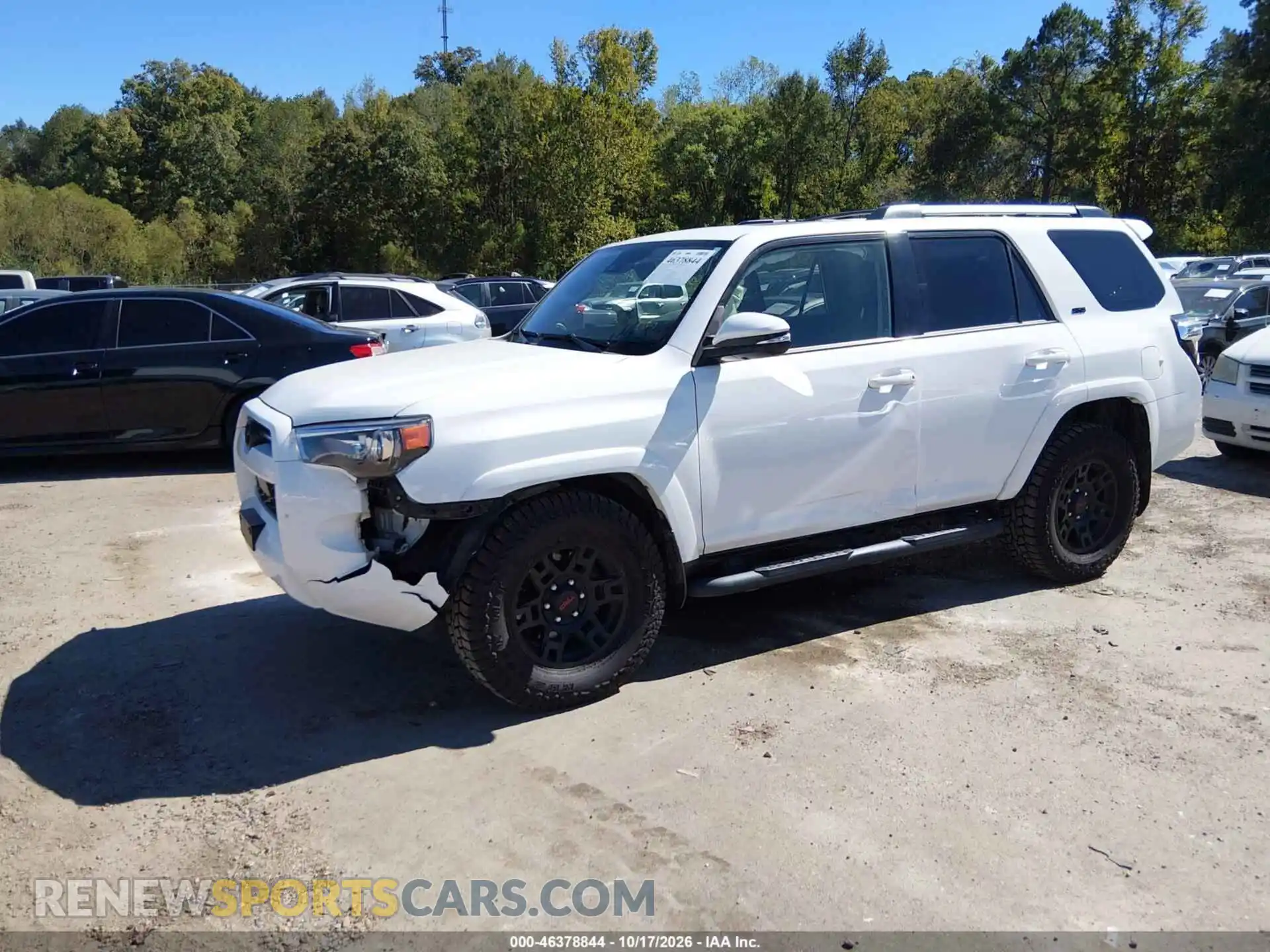 2 Photograph of a damaged car JTEFU5JR9M5242377 TOYOTA 4RUNNER 2021