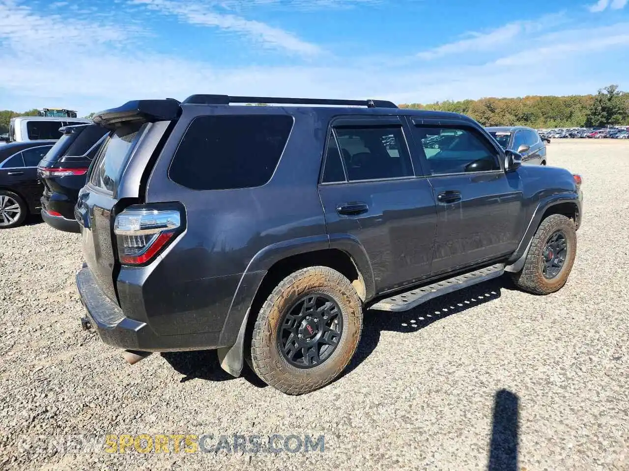3 Photograph of a damaged car JTEHU5JR5M5926559 TOYOTA 4RUNNER 2021