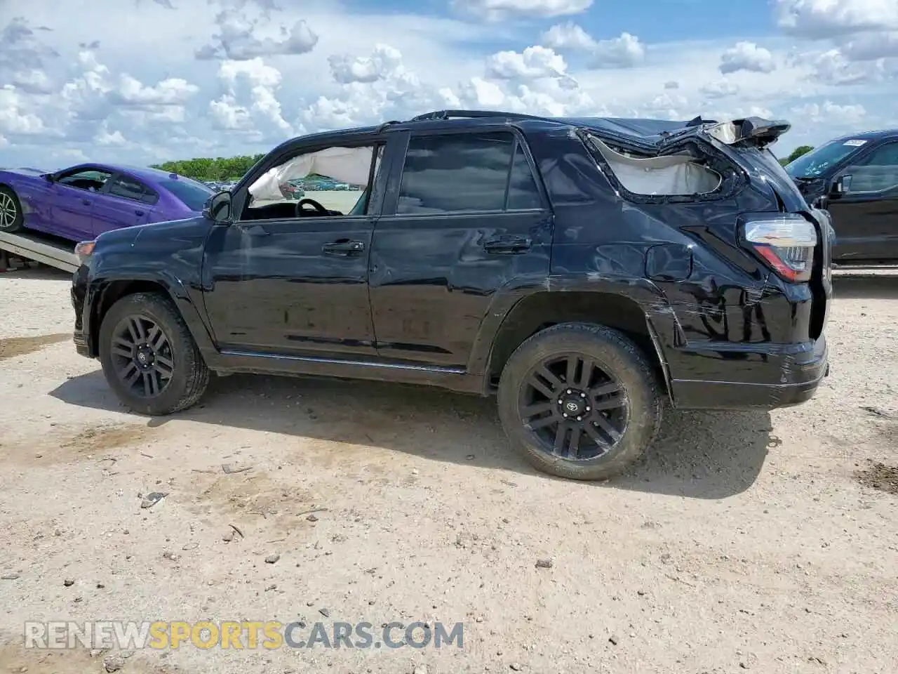 2 Photograph of a damaged car JTEJU5JR4M5843772 TOYOTA 4RUNNER 2021