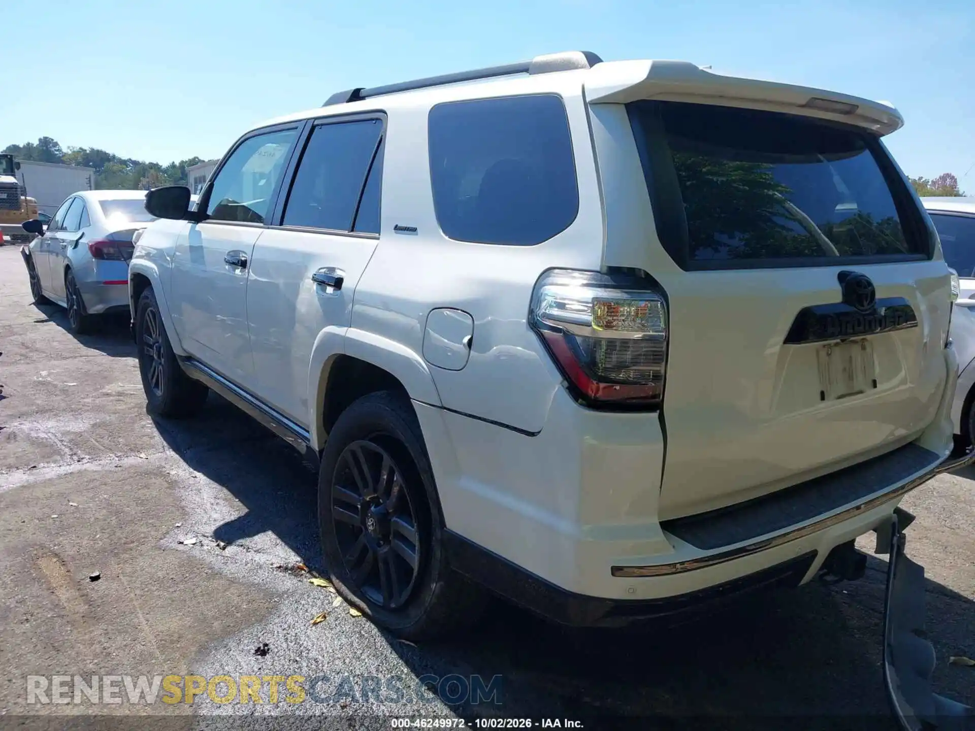 3 Photograph of a damaged car JTEJU5JR4M5961014 TOYOTA 4RUNNER 2021