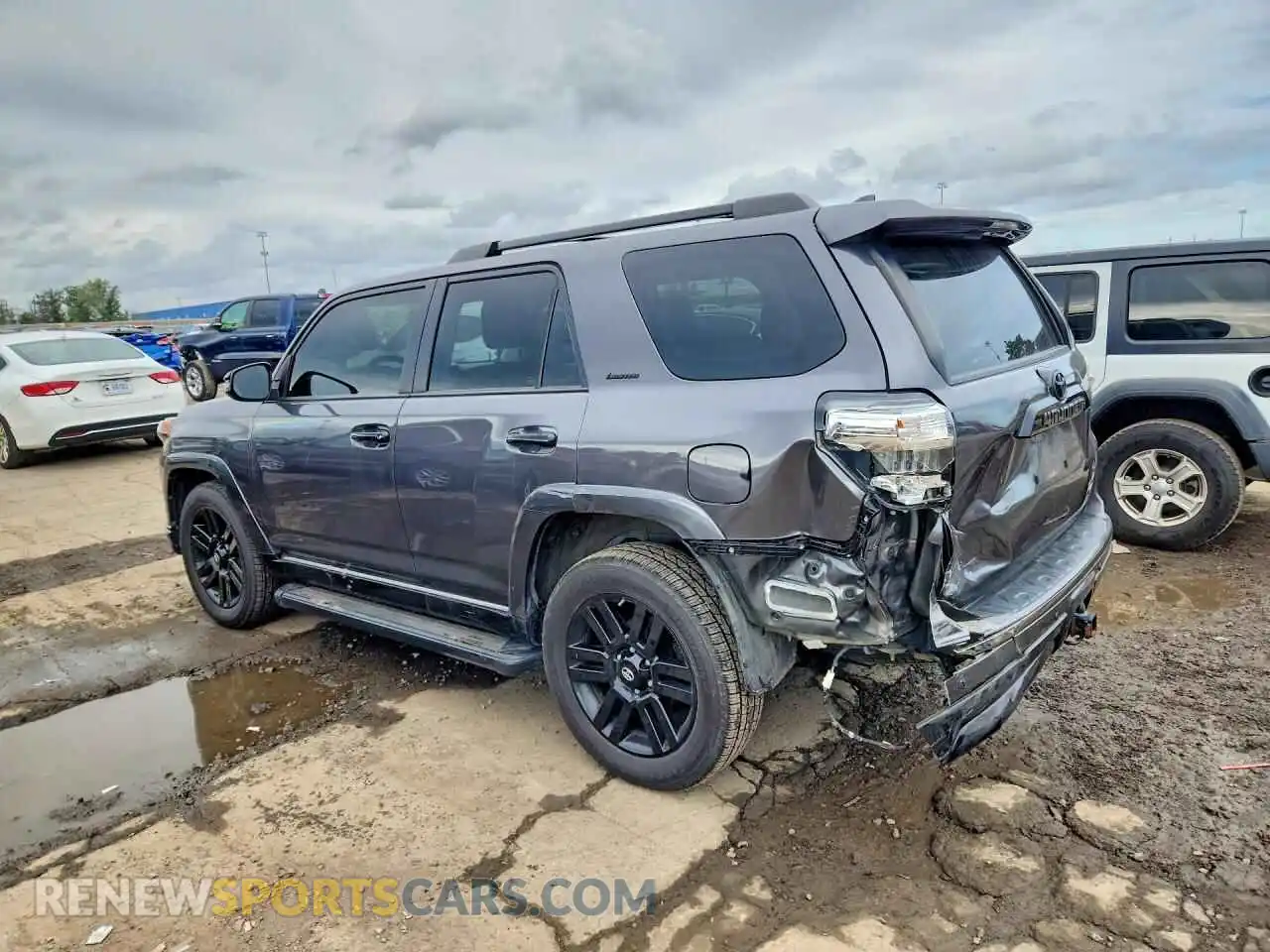 2 Photograph of a damaged car JTEJU5JR5M5908595 TOYOTA 4RUNNER 2021