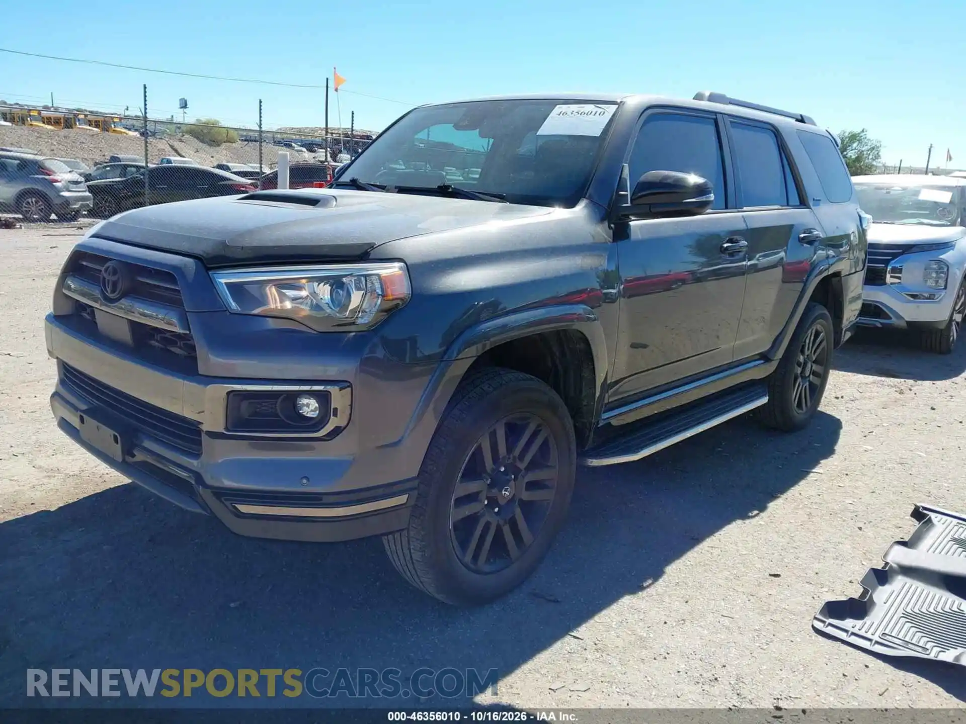 2 fotografías del automóvil dañado JTEJU5JRXM5838186 TOYOTA 4RUNNER 2021