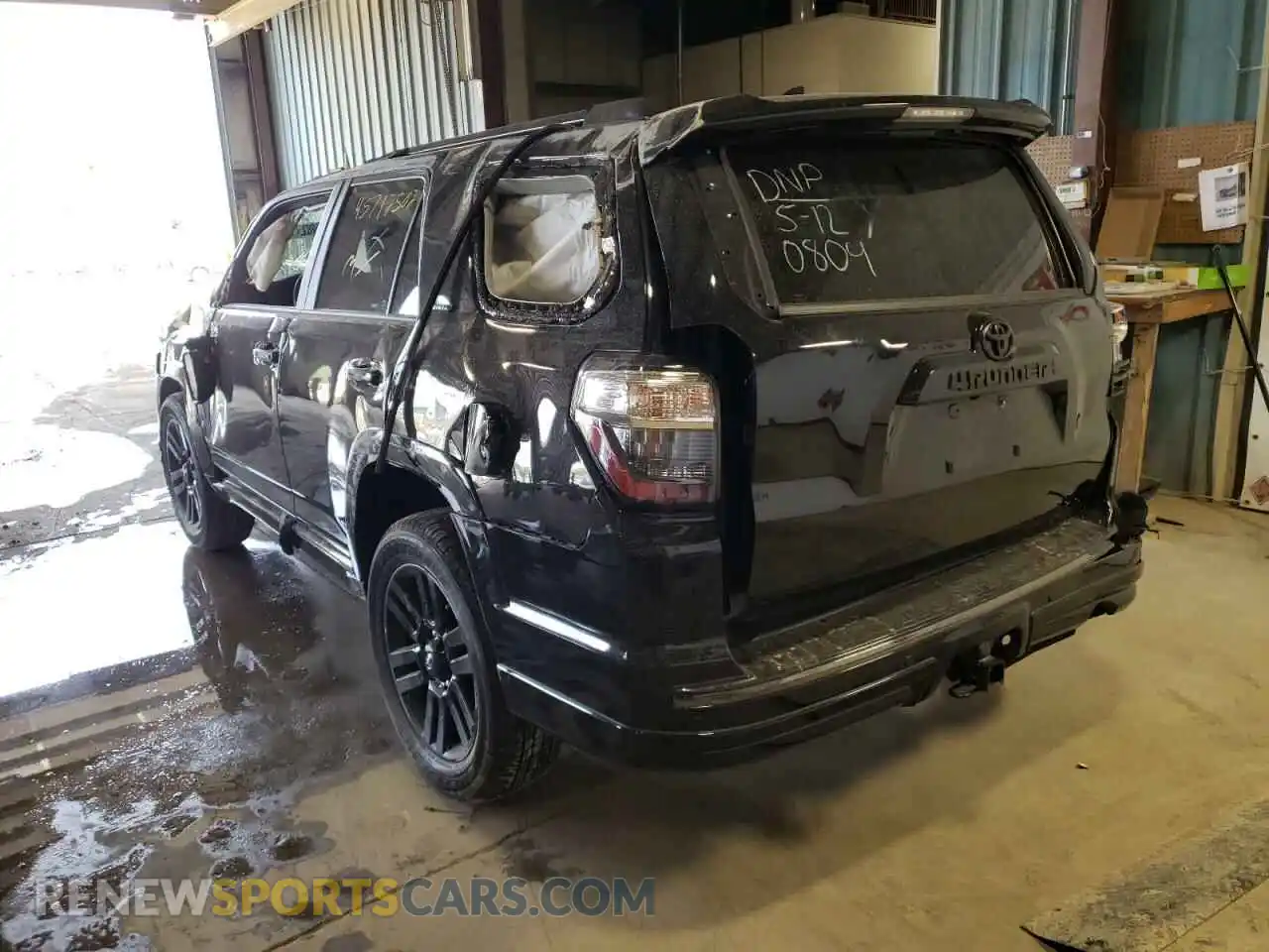 3 Photograph of a damaged car JTEJU5JRXM5860804 TOYOTA 4RUNNER 2021