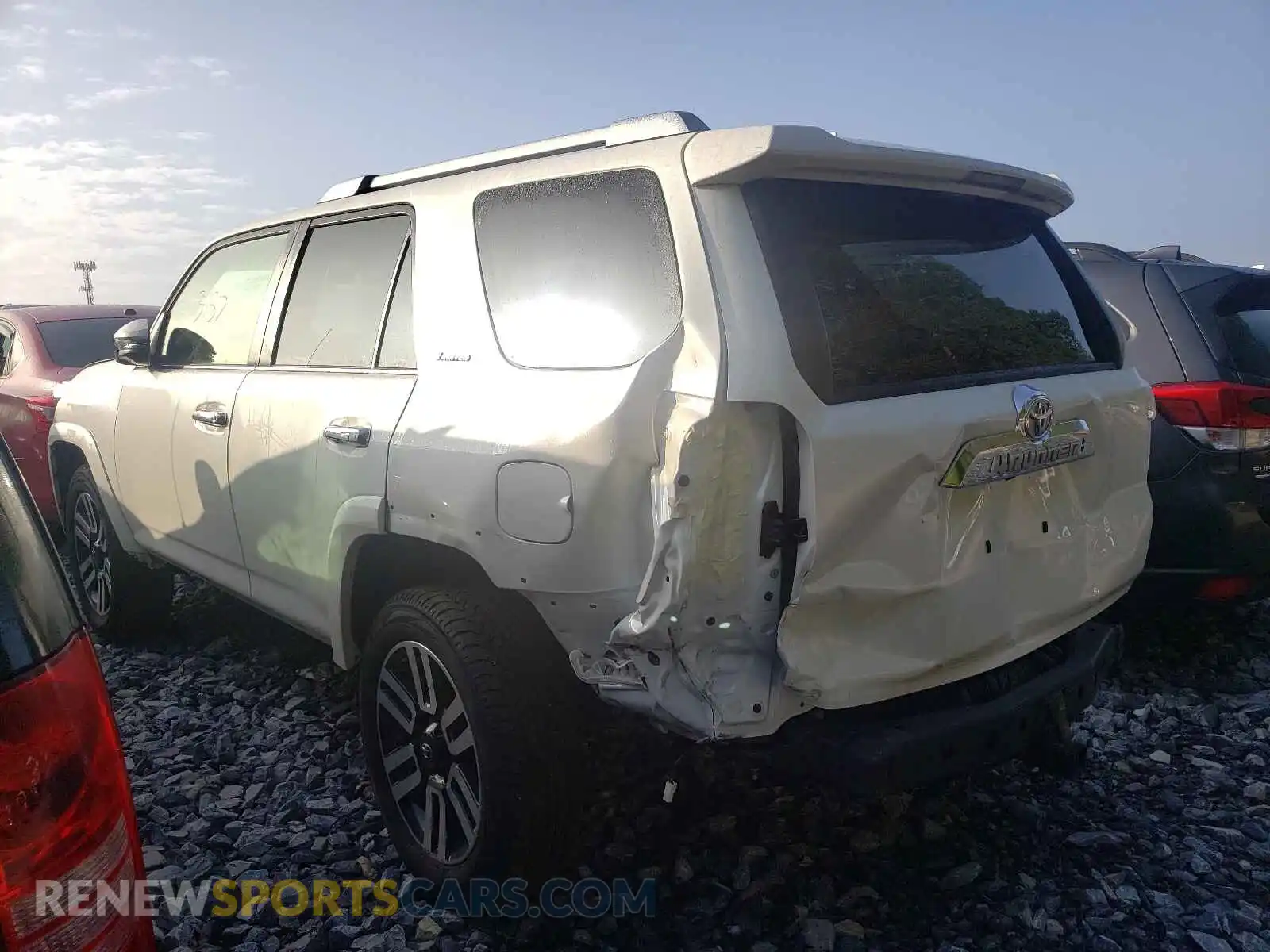 3 fotografías del automóvil dañado JTEKU5JR4M5887341 TOYOTA 4RUNNER 2021