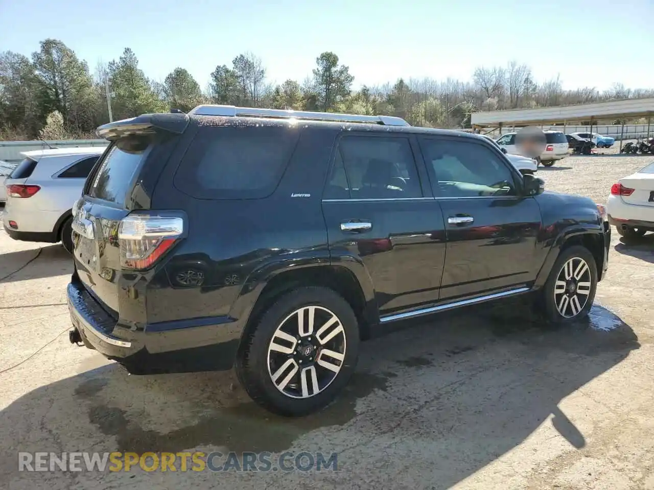 3 Photograph of a damaged car JTEKU5JR5M5866952 TOYOTA 4RUNNER 2021