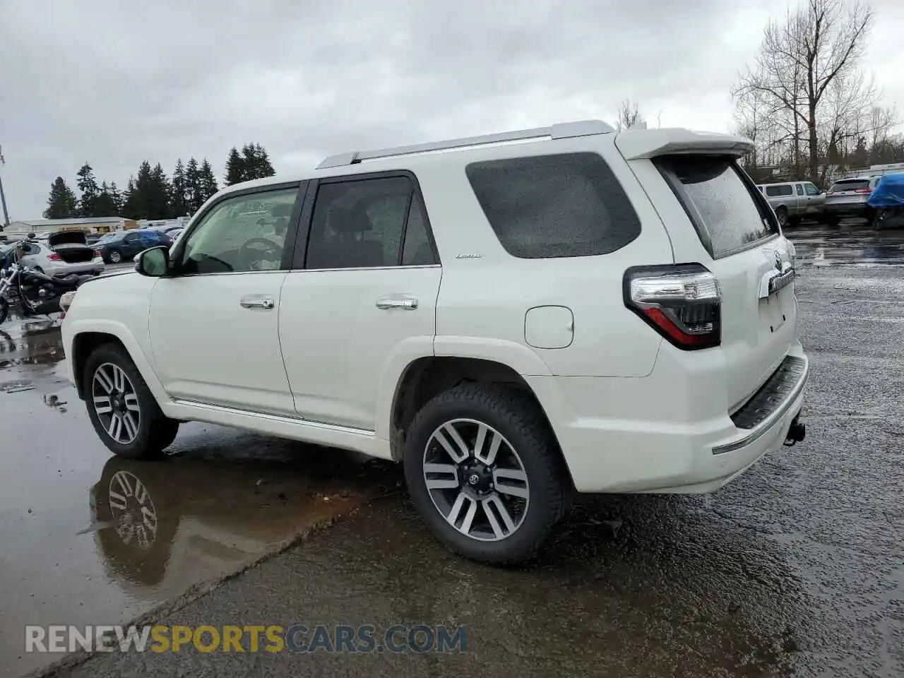 2 Photograph of a damaged car JTEKU5JR7M5848758 TOYOTA 4RUNNER 2021