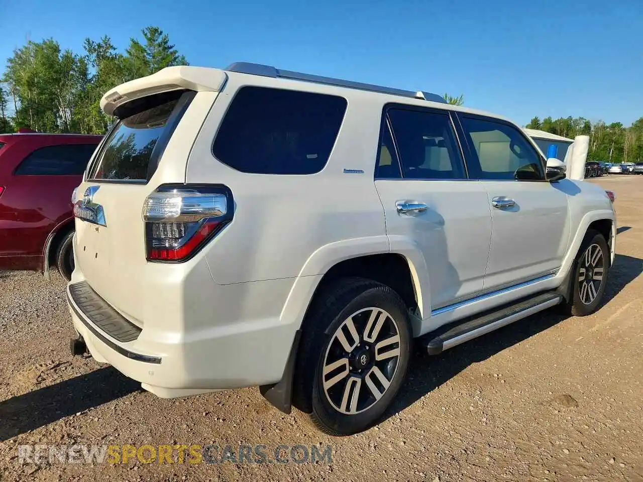 3 Photograph of a damaged car JTEKU5JRXM5949339 TOYOTA 4RUNNER 2021