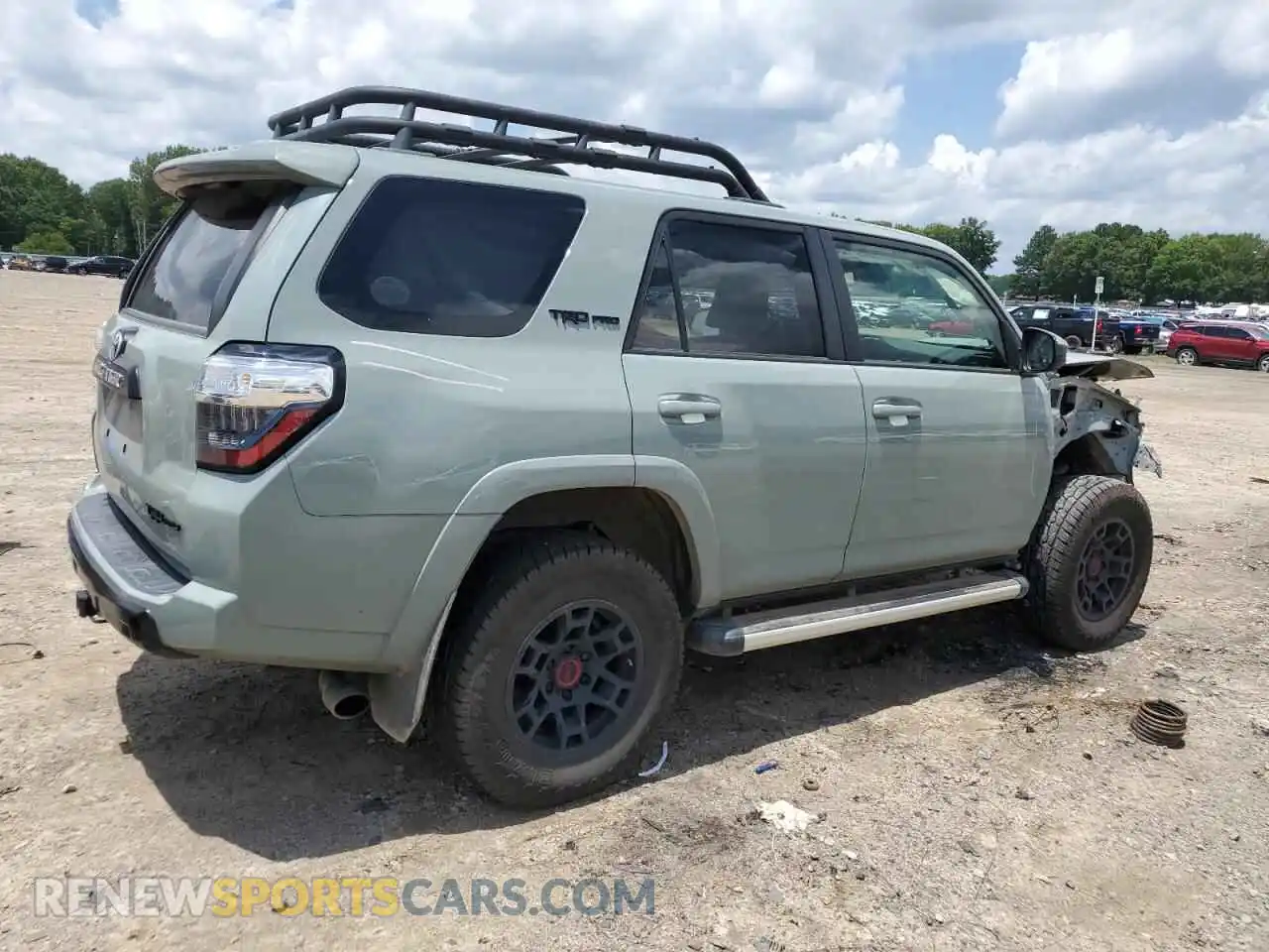 3 Photograph of a damaged car JTELU5JR3M5922391 TOYOTA 4RUNNER 2021
