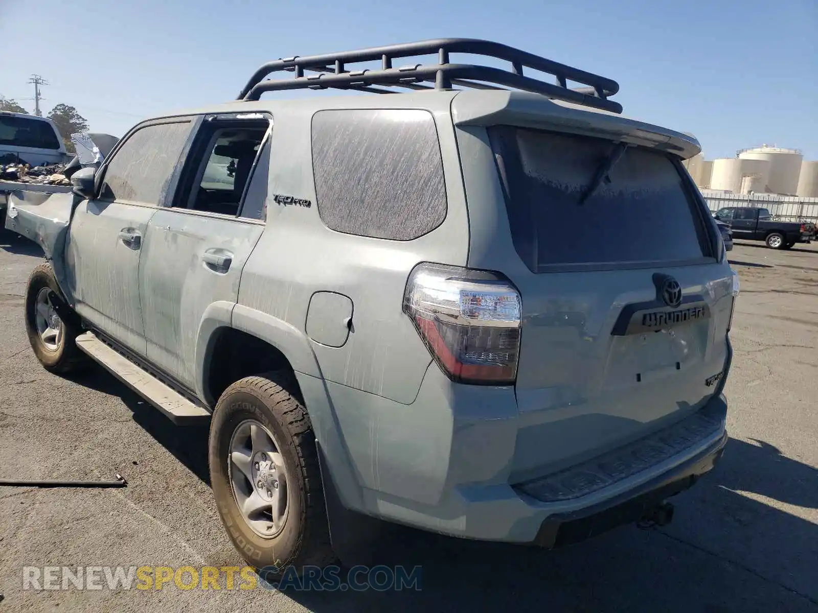 3 Photograph of a damaged car JTELU5JR5M5927642 TOYOTA 4RUNNER 2021