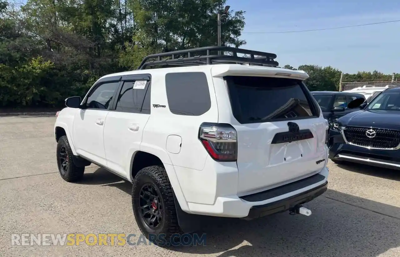 3 Photograph of a damaged car JTELU5JRXM5916958 TOYOTA 4RUNNER 2021