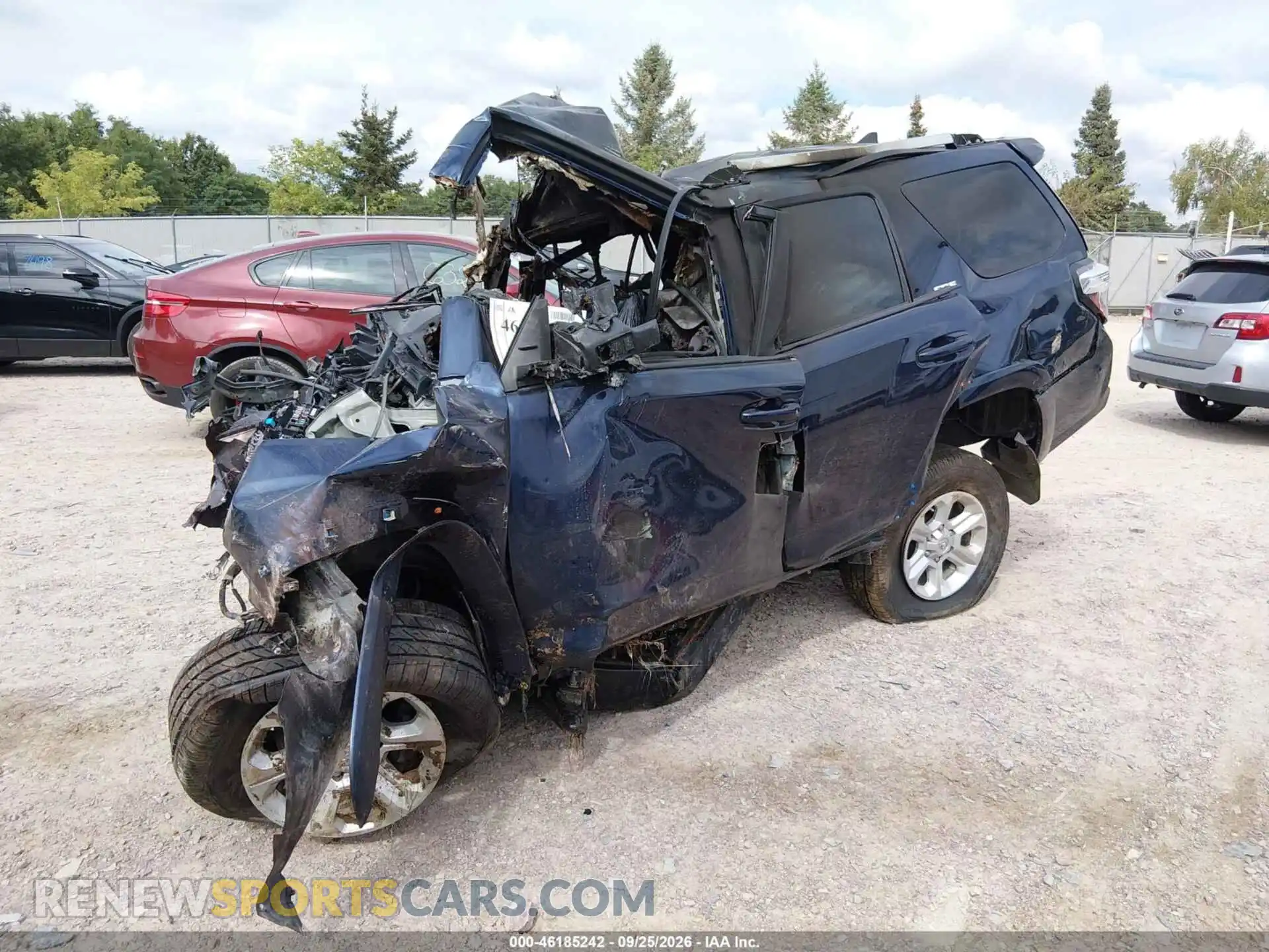 2 Фотография поврежденного автомобиля JTEMU5JR0M5893260 TOYOTA 4RUNNER 2021