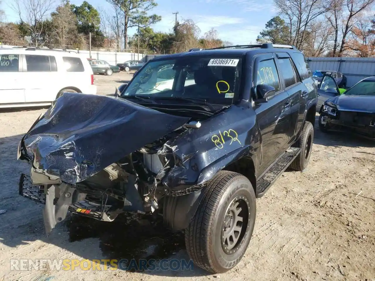 2 Photograph of a damaged car JTEMU5JR1M5857321 TOYOTA 4RUNNER 2021
