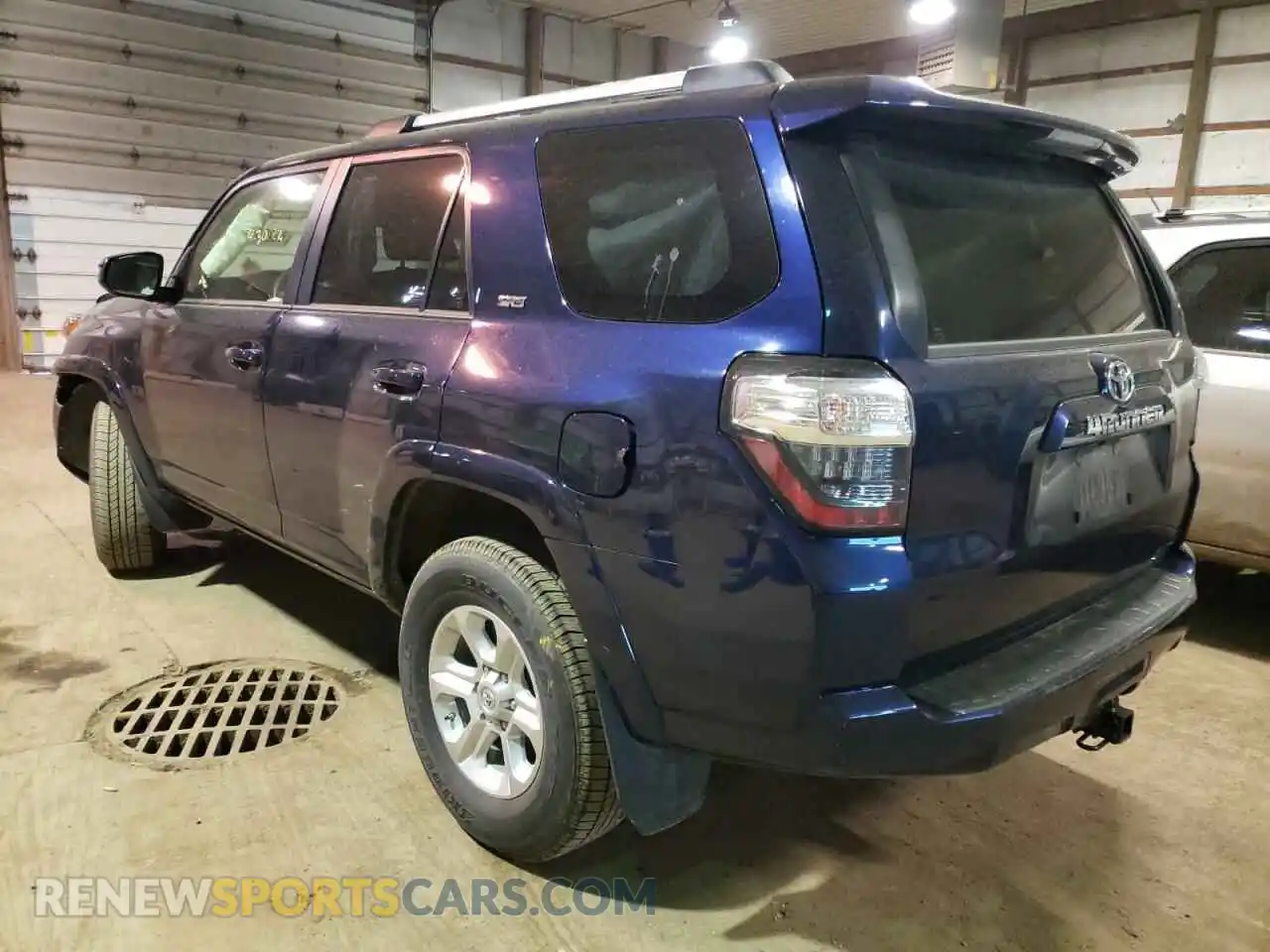 3 Photograph of a damaged car JTEMU5JR1M5897933 TOYOTA 4RUNNER 2021
