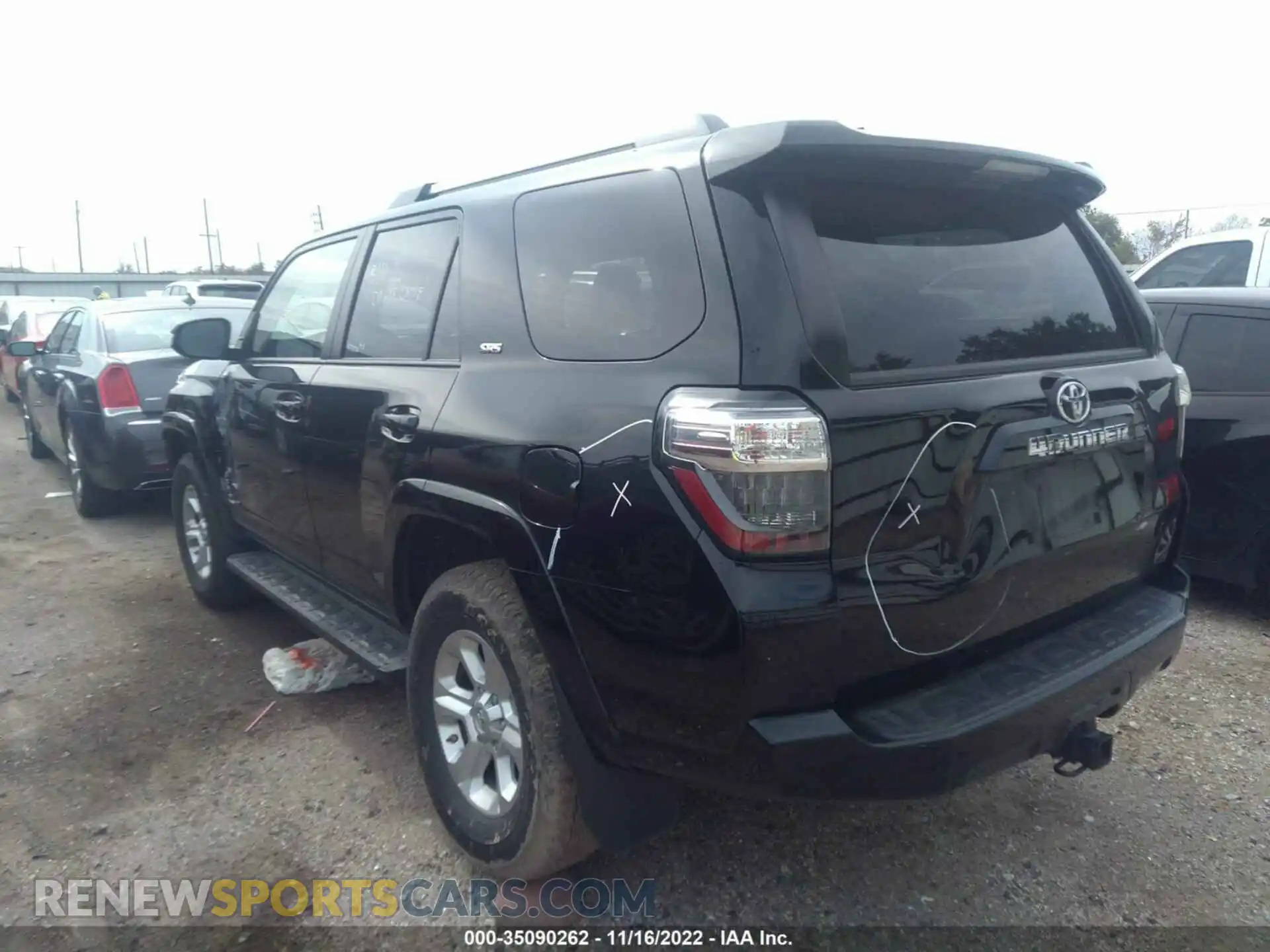 3 Photograph of a damaged car JTEMU5JR2M5939994 TOYOTA 4RUNNER 2021
