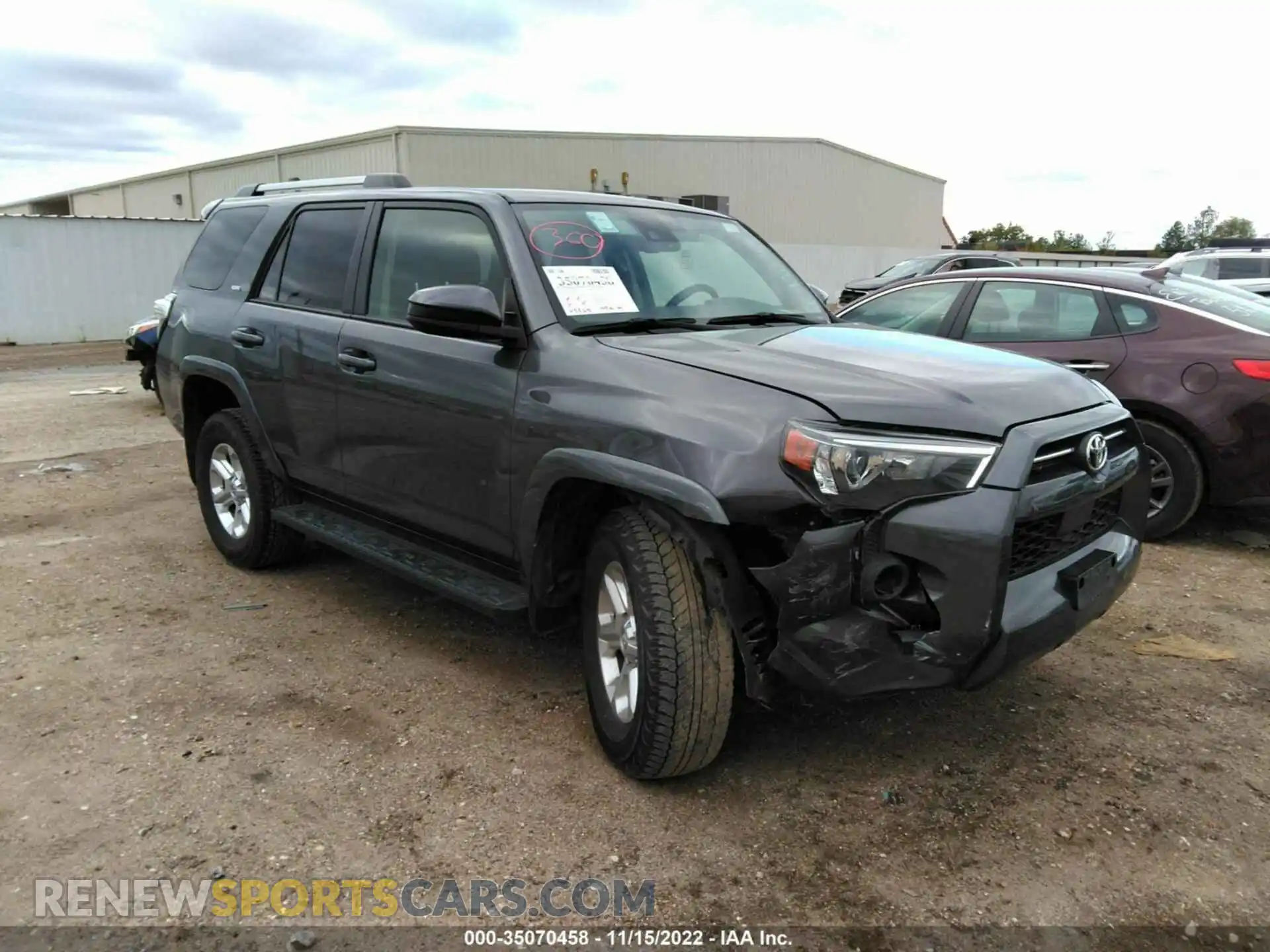 1 Photograph of a damaged car JTEMU5JR3M5902520 TOYOTA 4RUNNER 2021