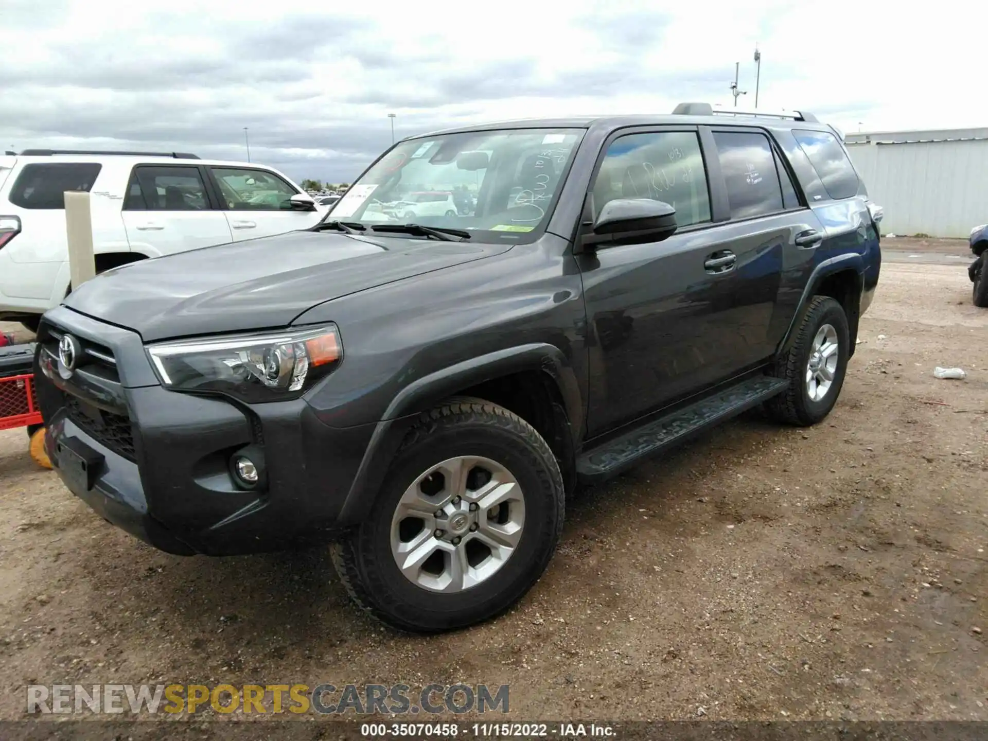 2 Photograph of a damaged car JTEMU5JR3M5902520 TOYOTA 4RUNNER 2021