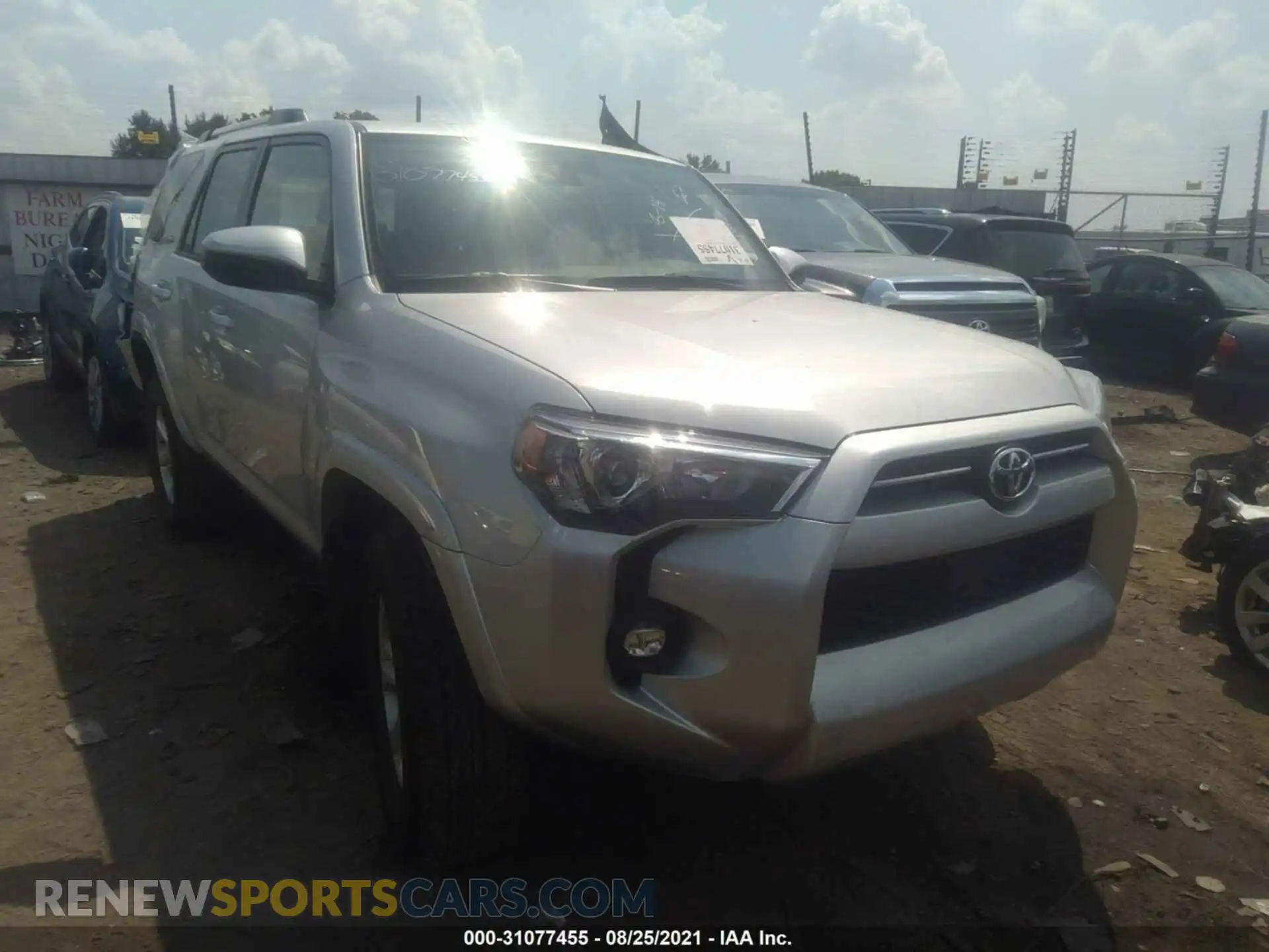 1 Photograph of a damaged car JTEMU5JR4M5885985 TOYOTA 4RUNNER 2021