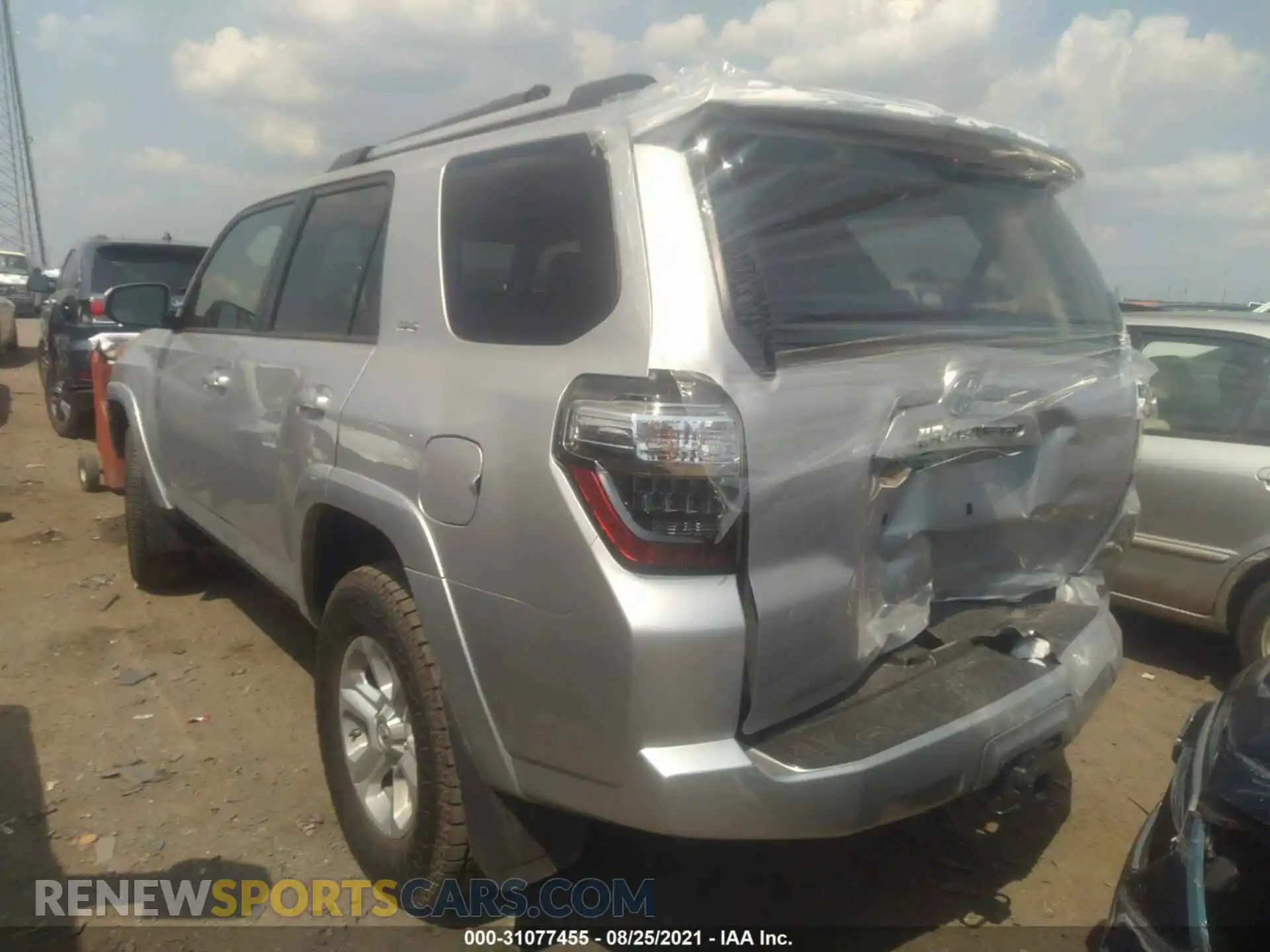 3 Photograph of a damaged car JTEMU5JR4M5885985 TOYOTA 4RUNNER 2021