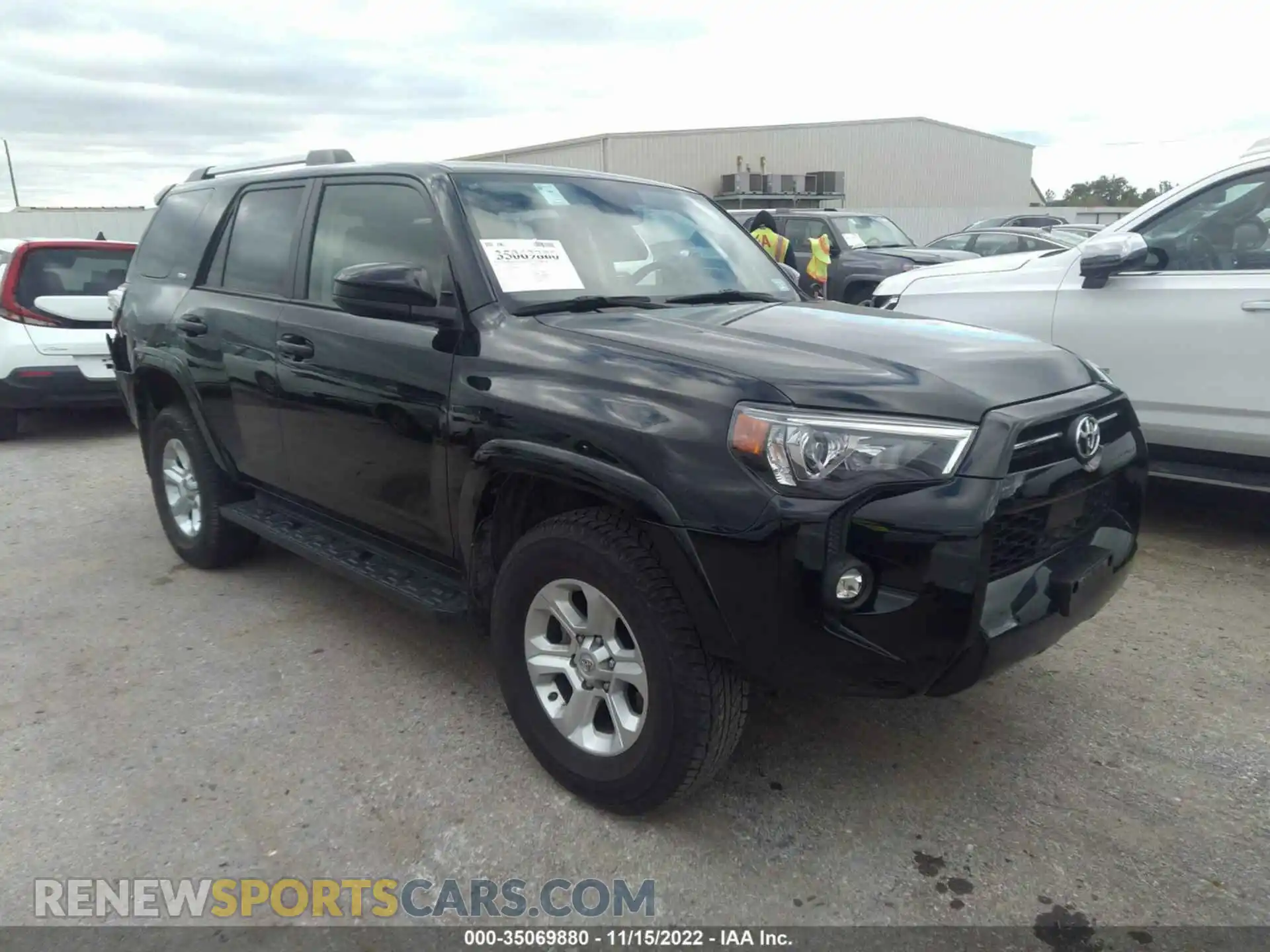 1 Photograph of a damaged car JTEMU5JR4M5901389 TOYOTA 4RUNNER 2021