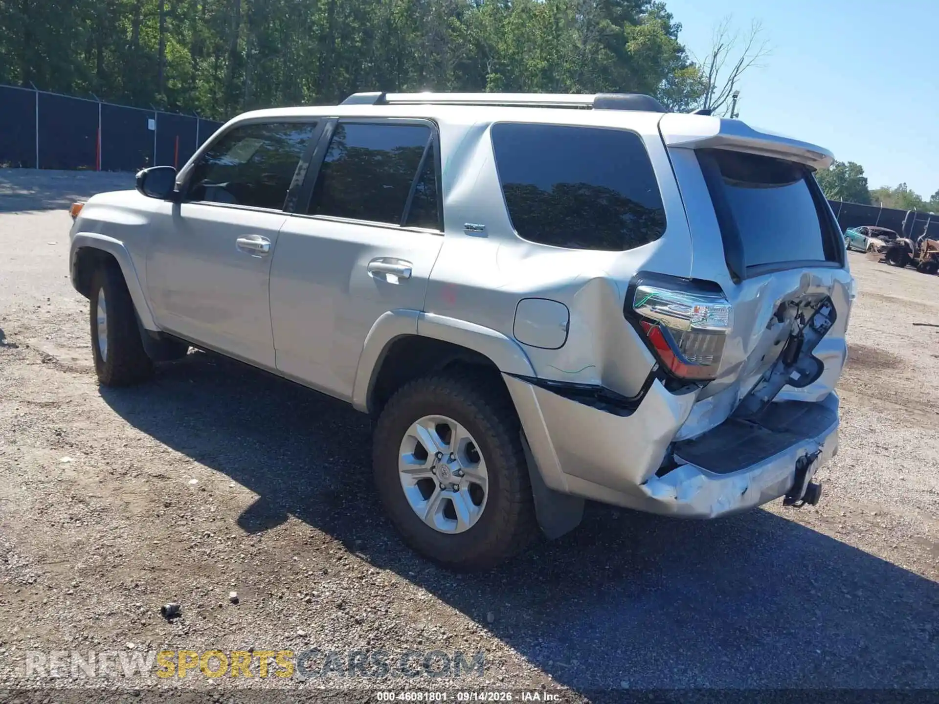 3 Photograph of a damaged car JTEMU5JR4M5907578 TOYOTA 4RUNNER 2021