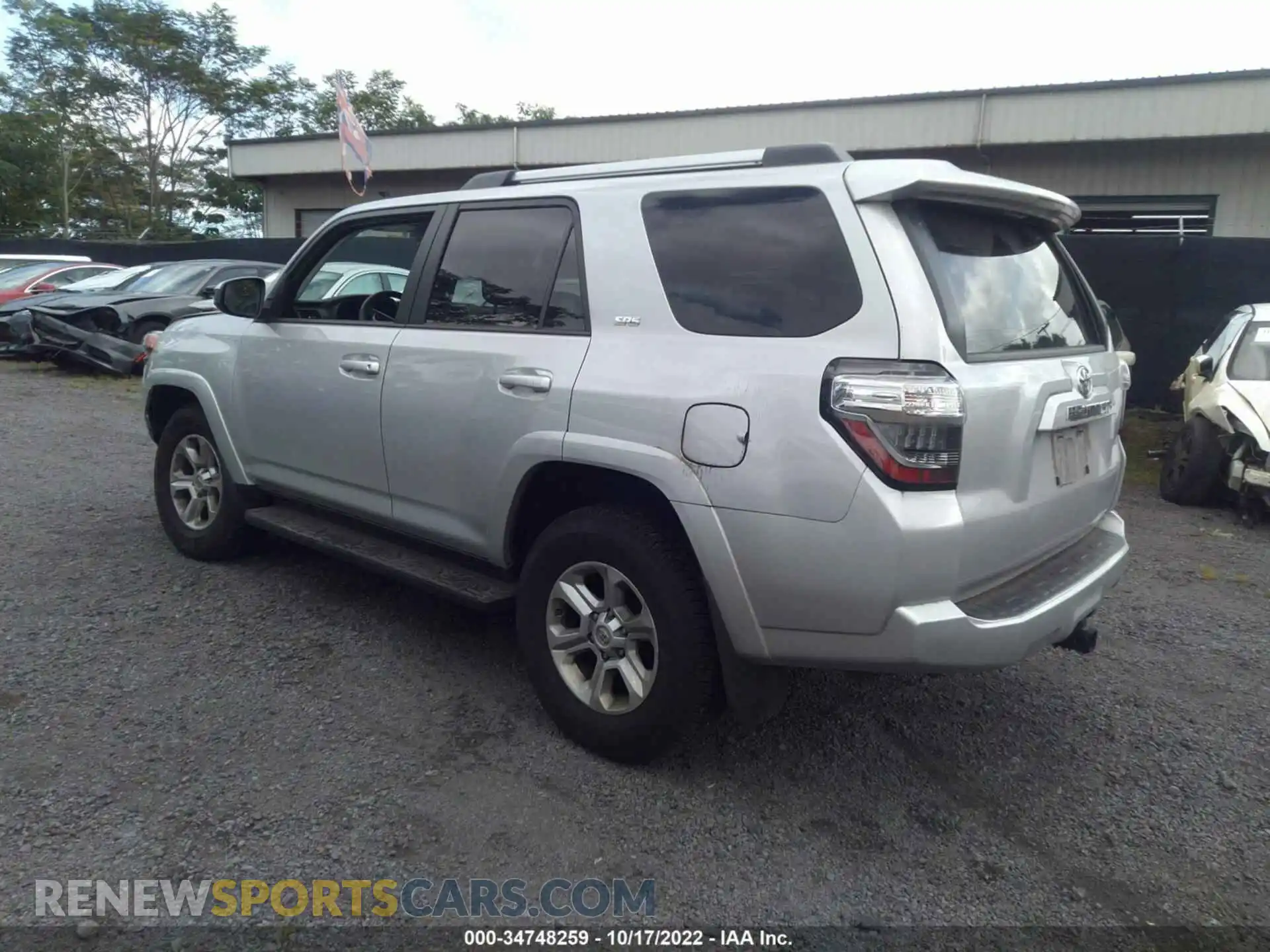 3 fotografías del automóvil dañado JTEMU5JR4M5909511 TOYOTA 4RUNNER 2021