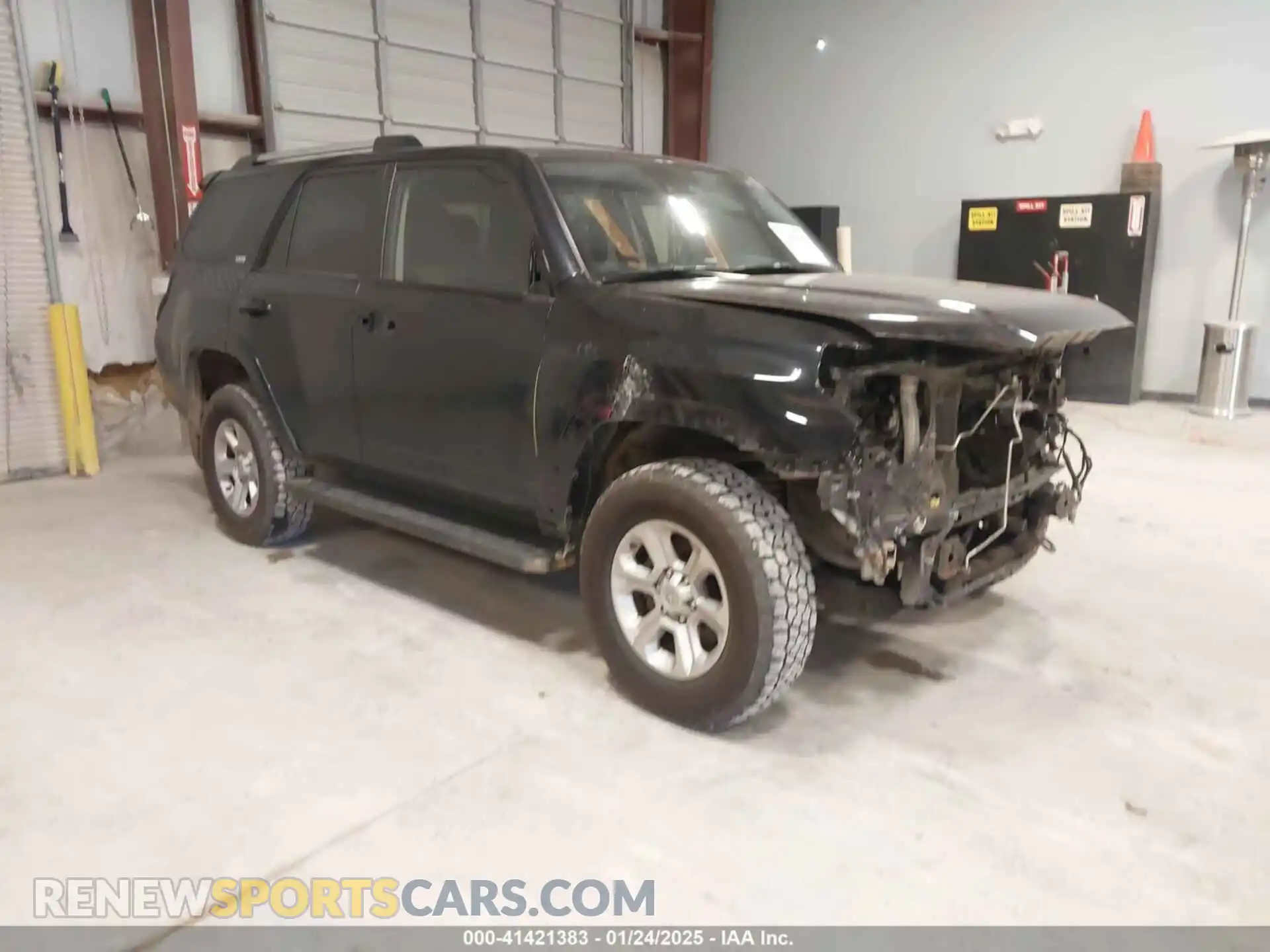 1 Photograph of a damaged car JTEMU5JR4M5939432 TOYOTA 4RUNNER 2021