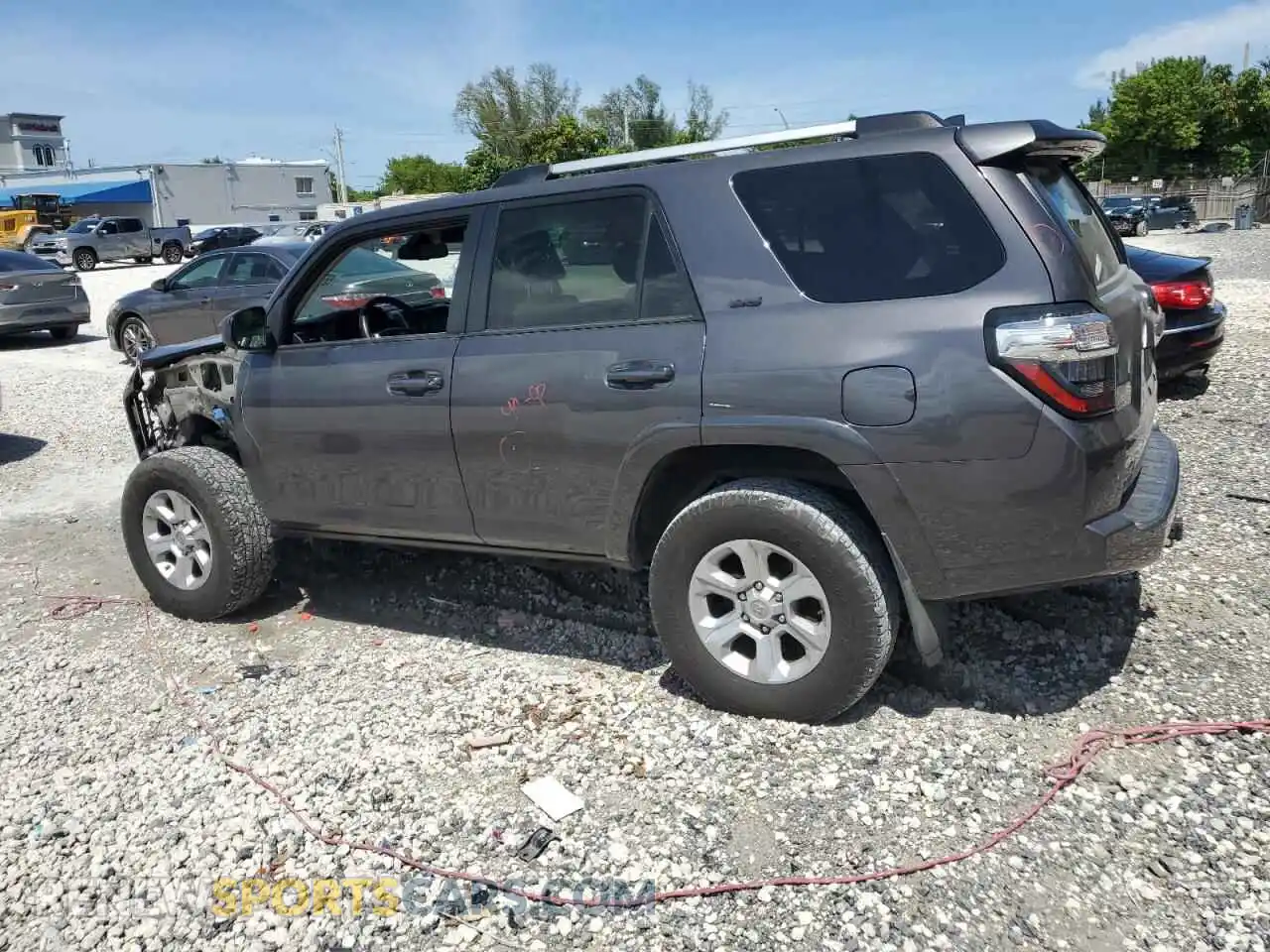 2 Photograph of a damaged car JTEMU5JR4M5970373 TOYOTA 4RUNNER 2021