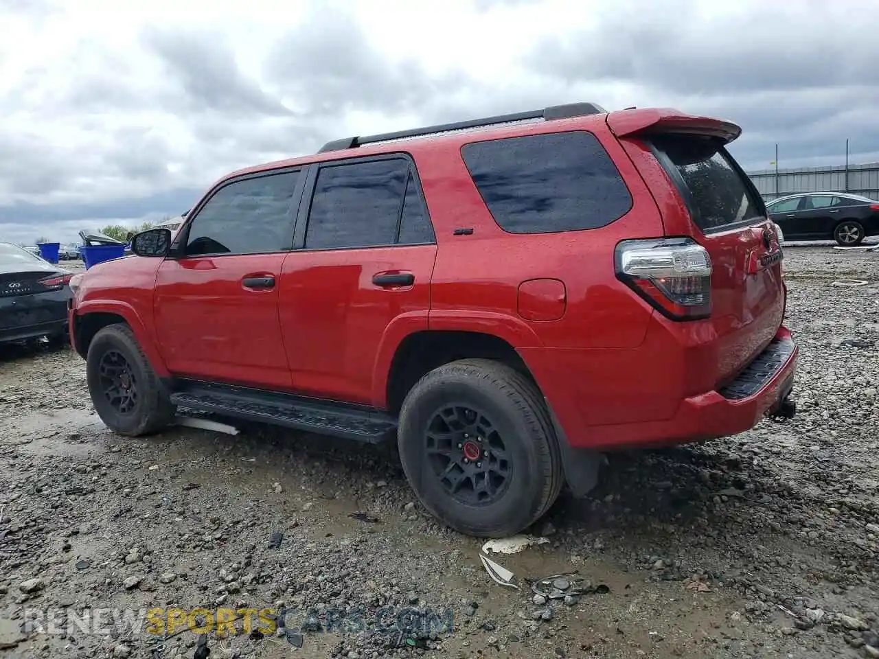 2 Photograph of a damaged car JTEMU5JR5M5933168 TOYOTA 4RUNNER 2021